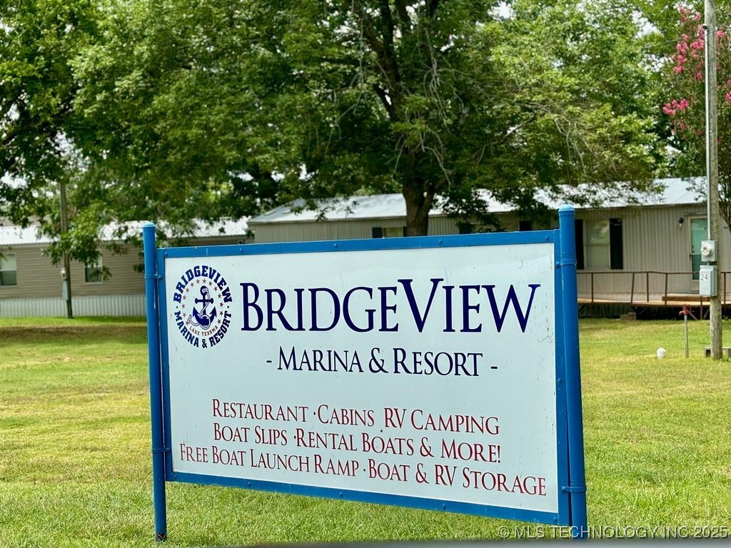 4738 Main Street Property Photo 21