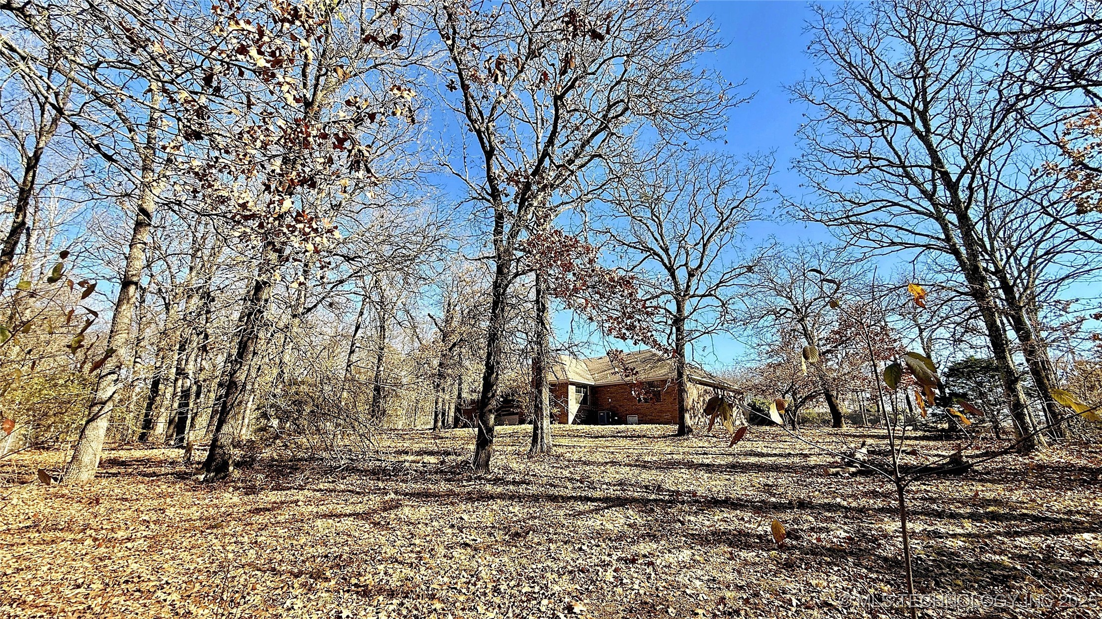 2315 N Grand Avenue Property Photo 2