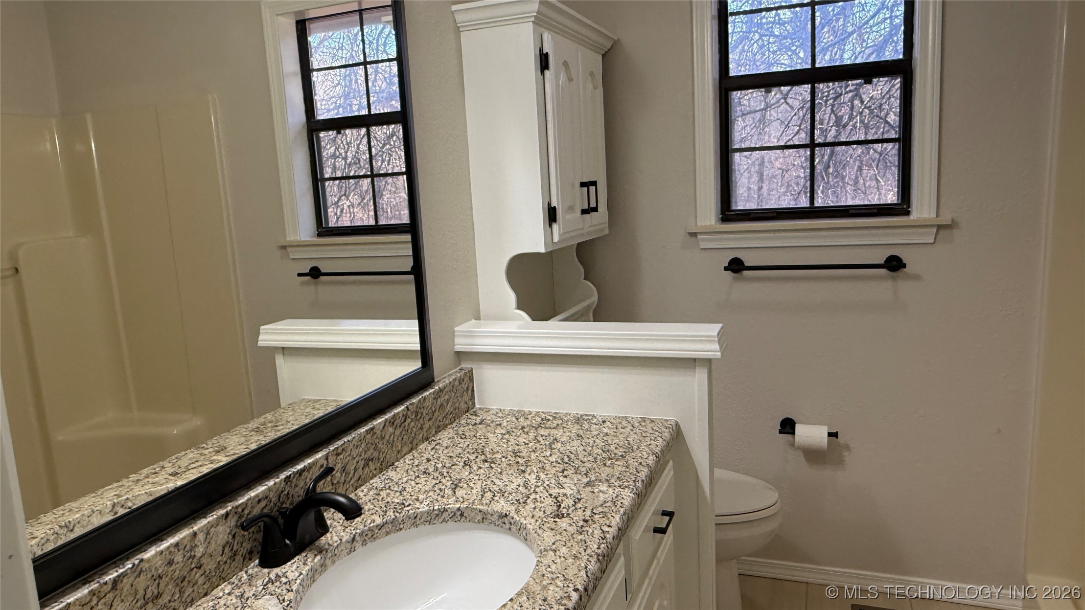 2315 N Grand Avenue Property Photo 35