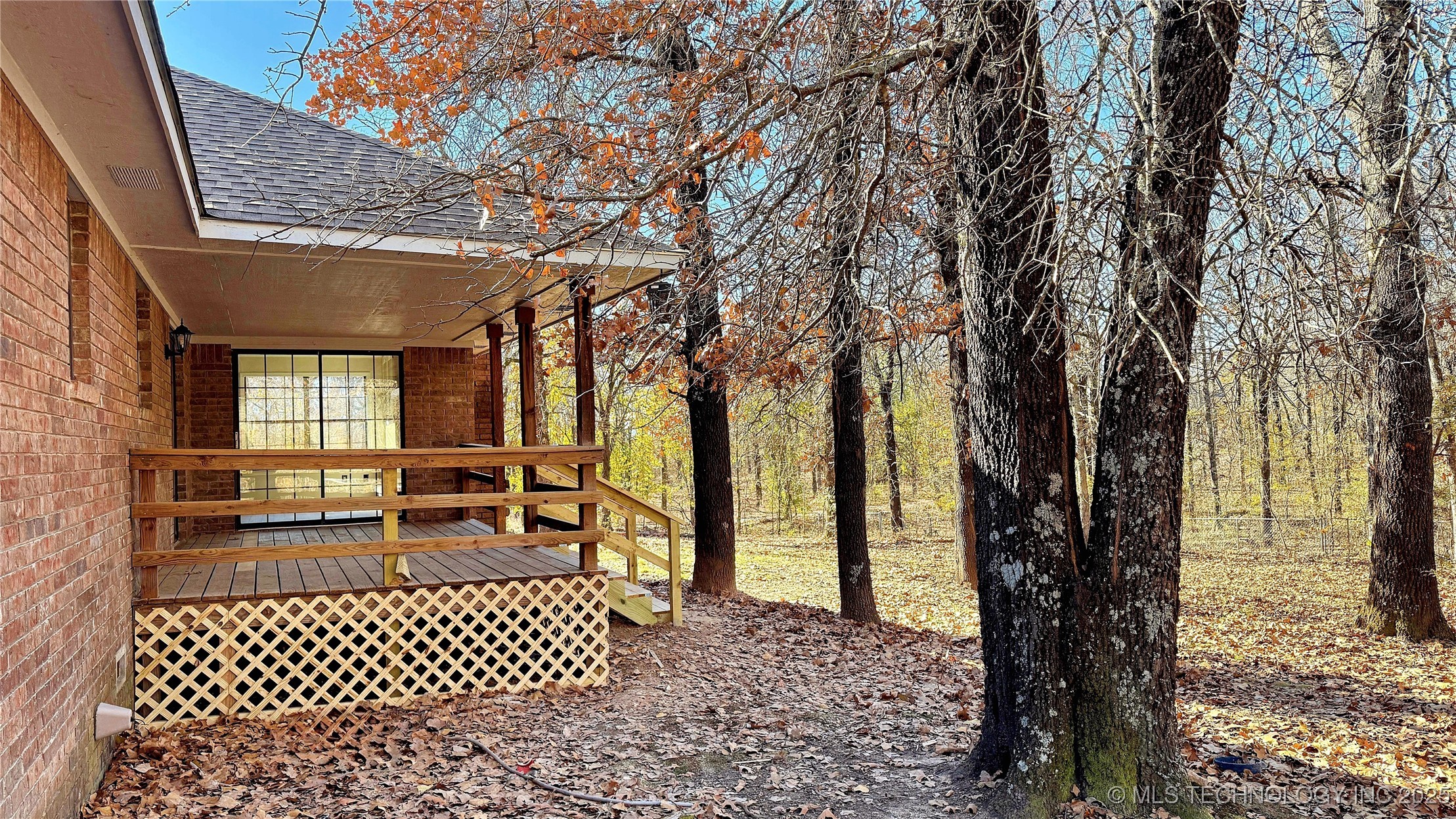 2315 N Grand Avenue Property Photo 41