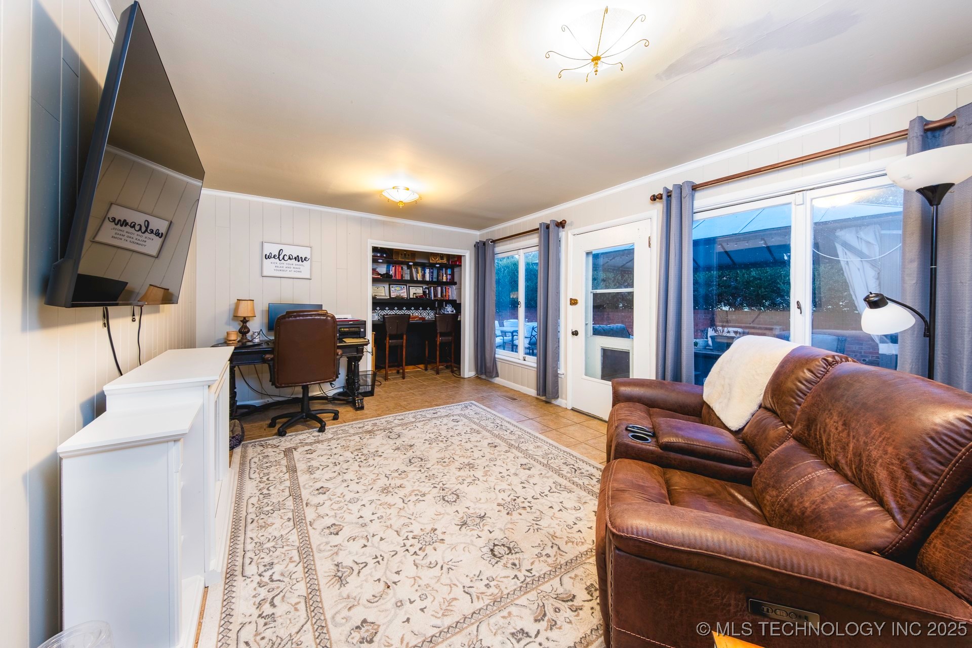 4140 S Robb Avenue Property Photo 5