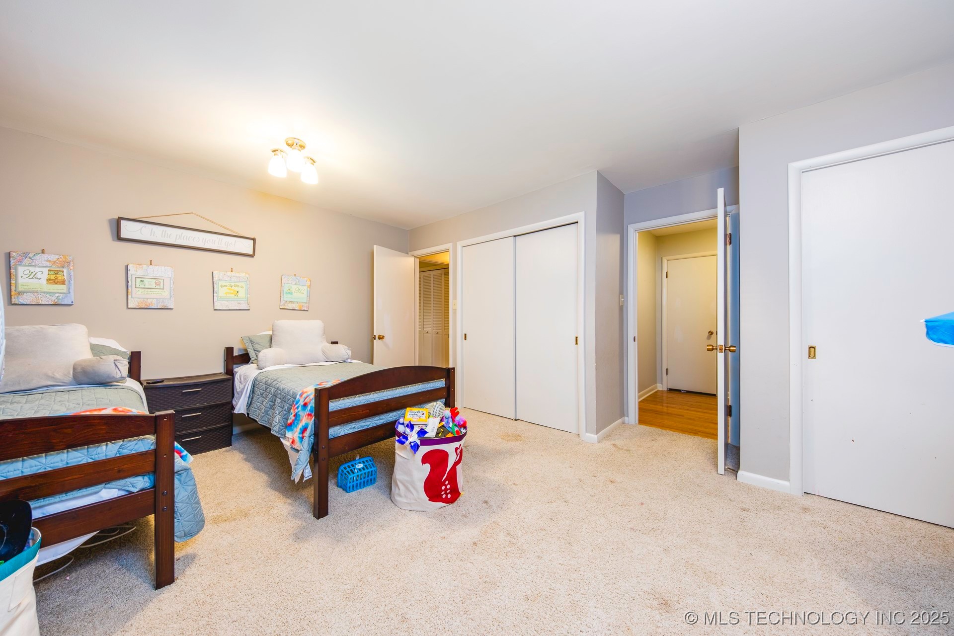 4140 S Robb Avenue Property Photo 15