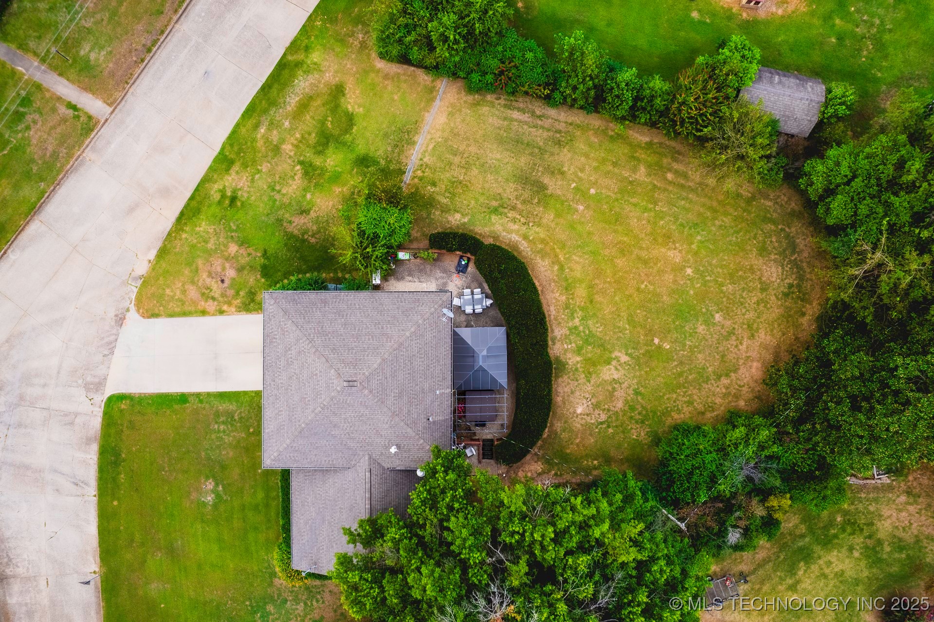 4140 S Robb Avenue Property Photo 29