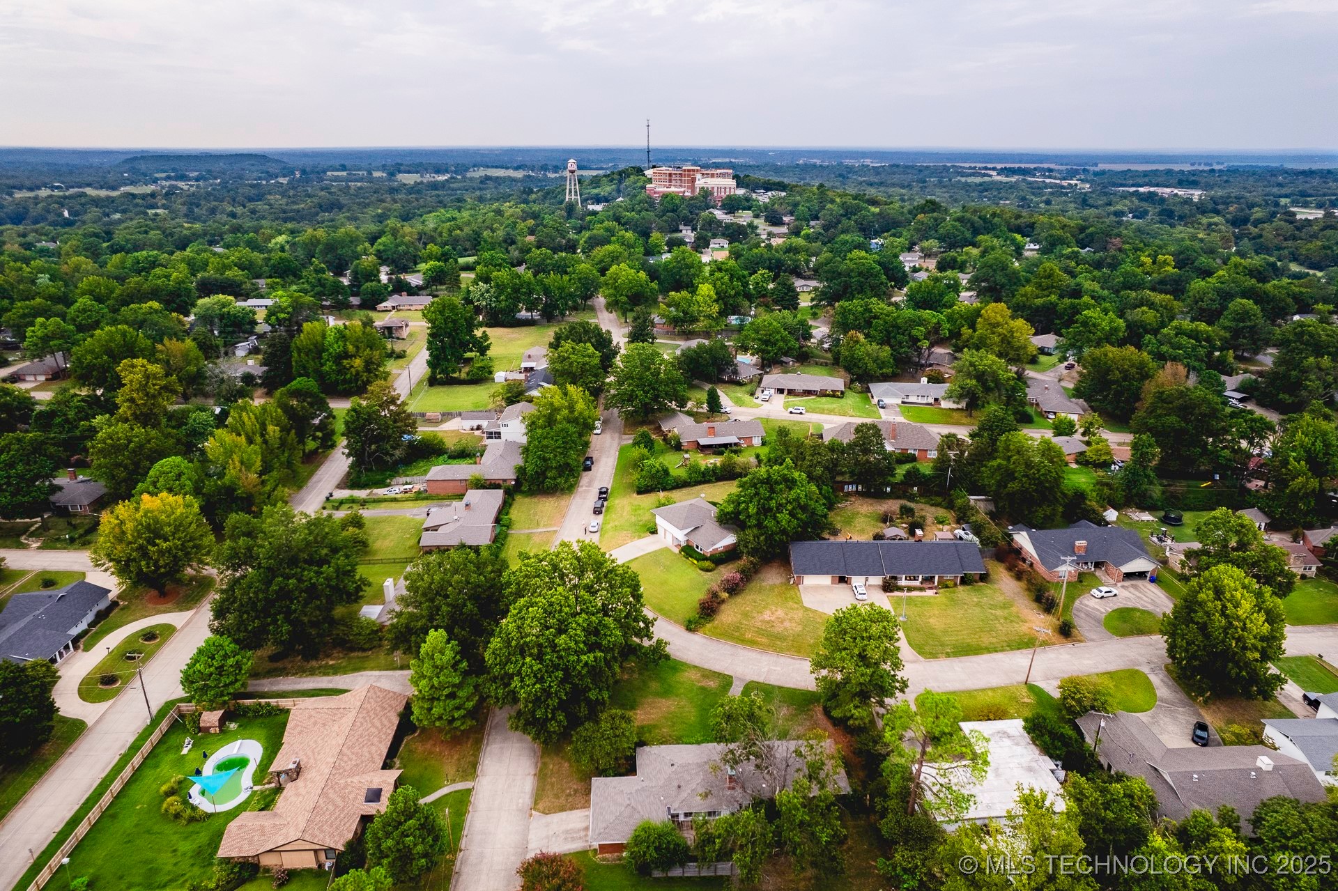 4140 S Robb Avenue Property Photo 32