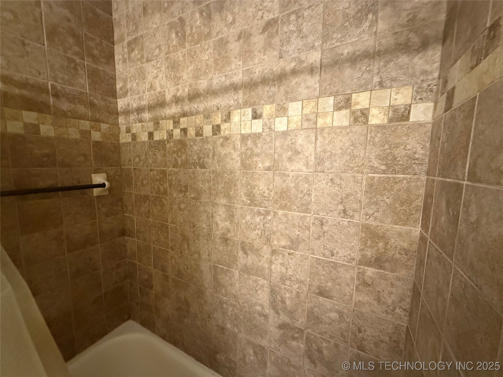 5269 Nowata Road O-102 Property Photo 10