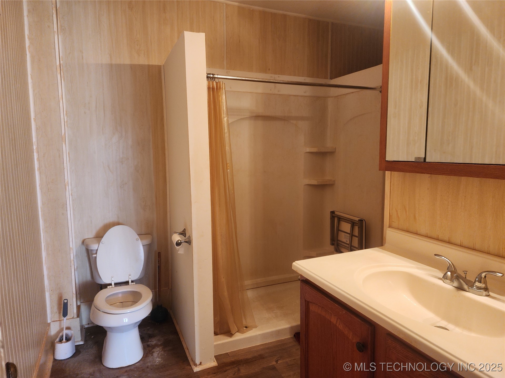 342 E Adams Property Photo 12