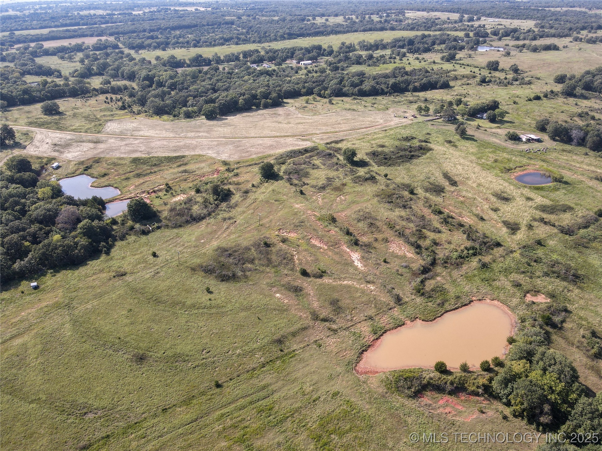 38987 Leo Road Property Photo 14