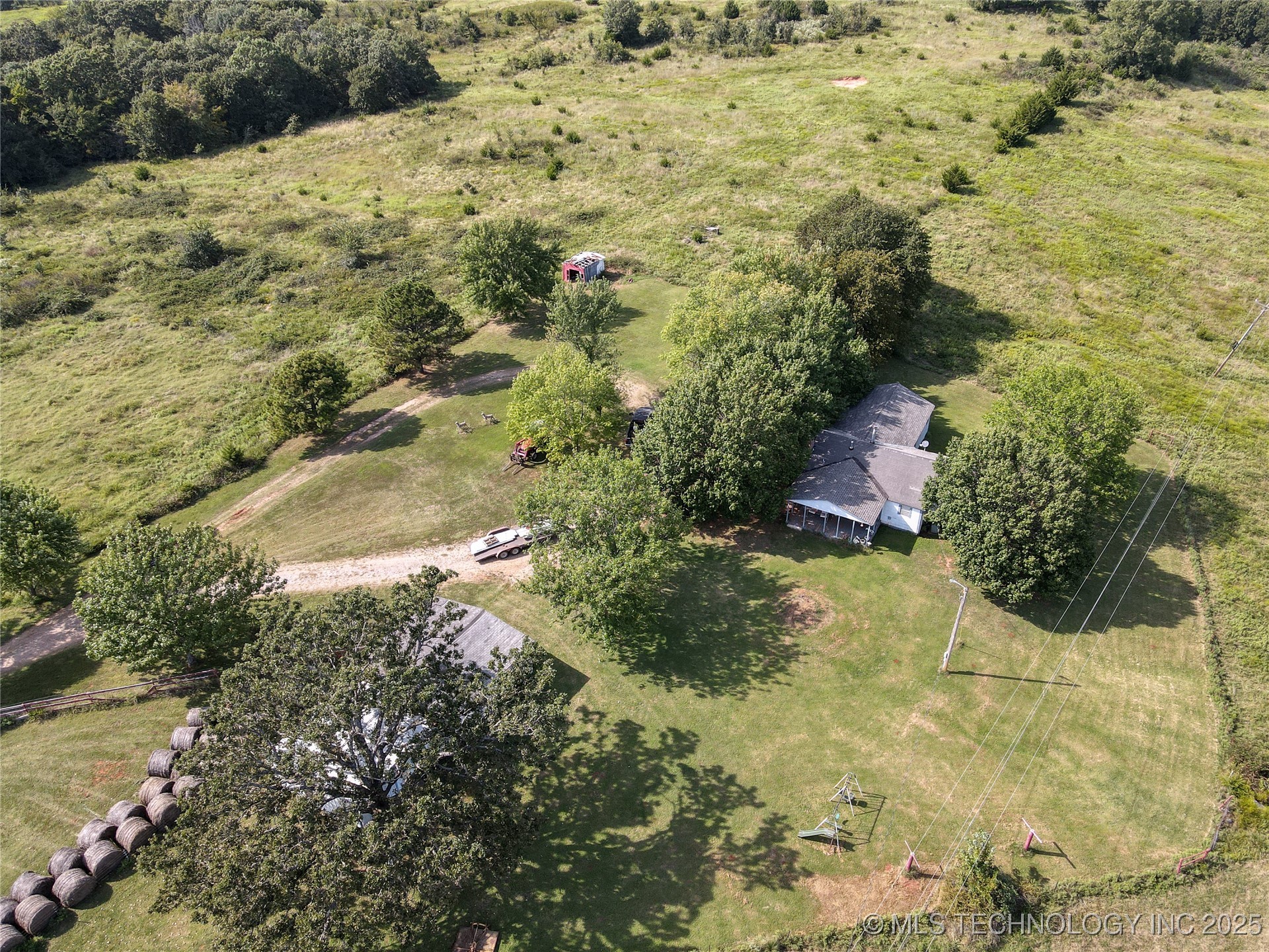 38987 Leo Road Property Photo 32