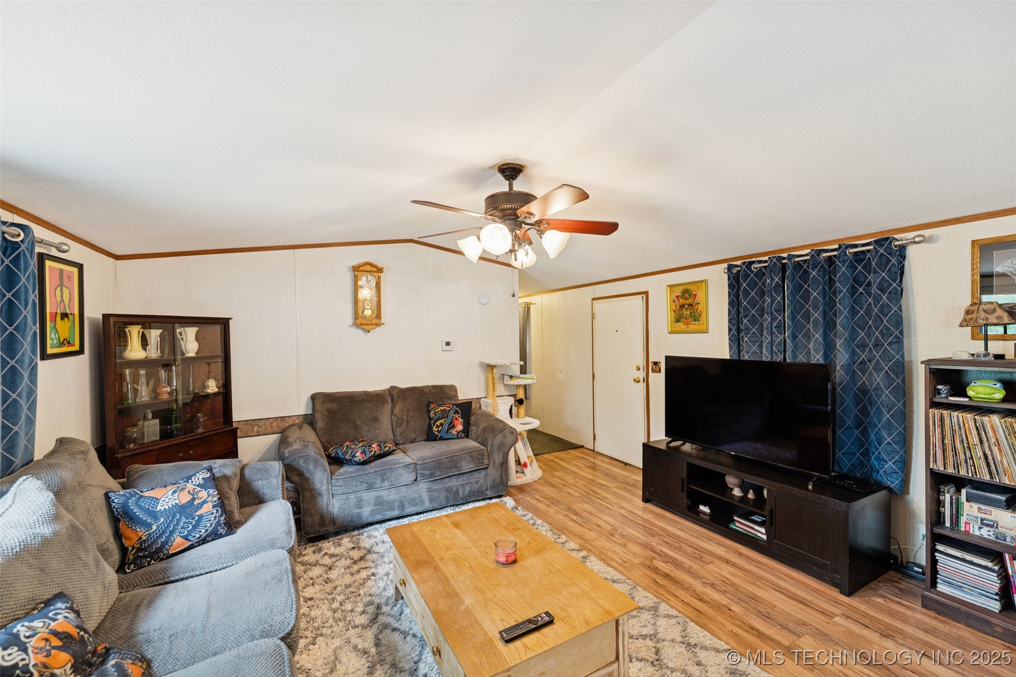 10803 S 235th West Avenue Property Photo 7