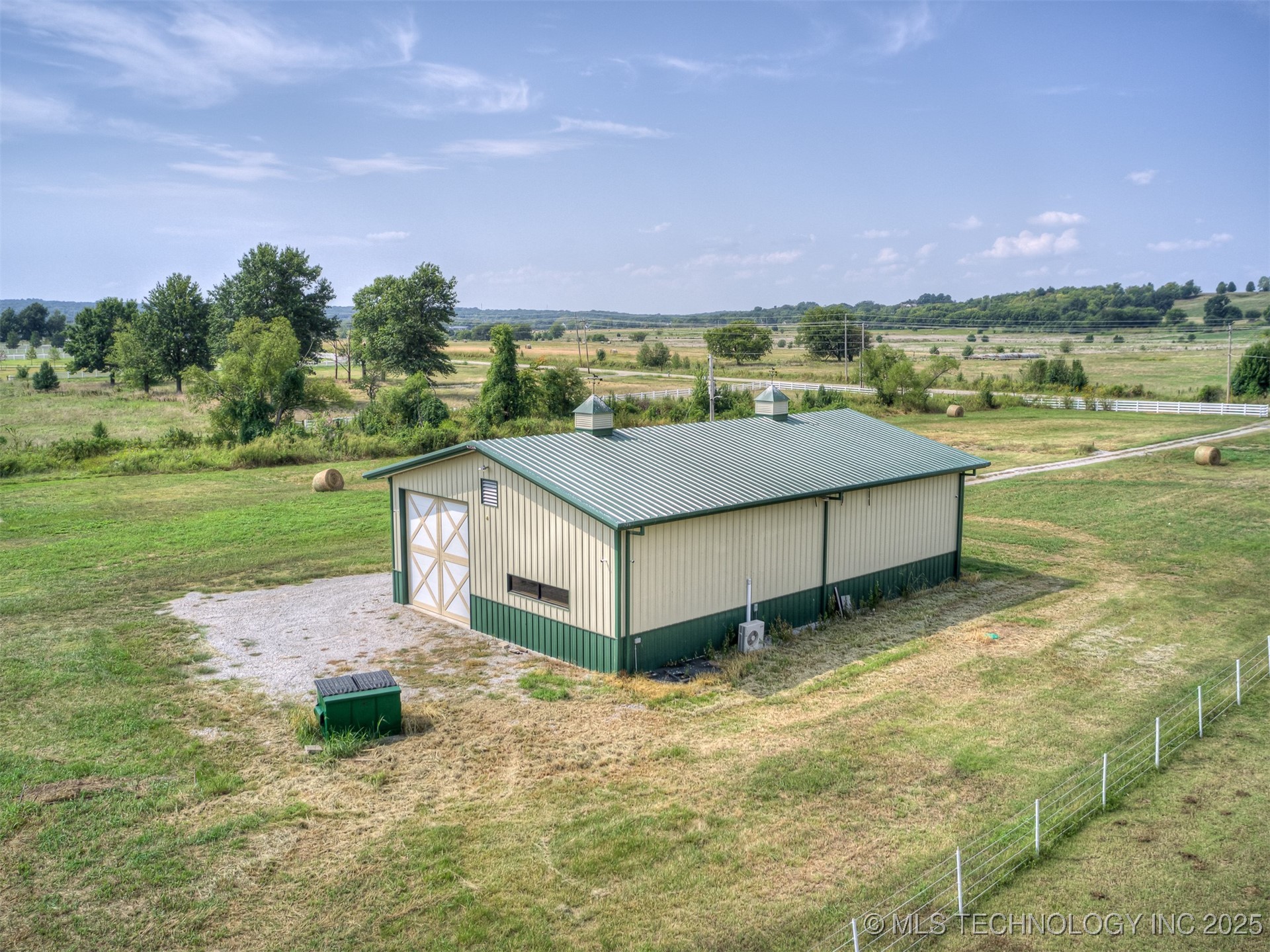 13825 S Lewis Avenue Property Photo 15