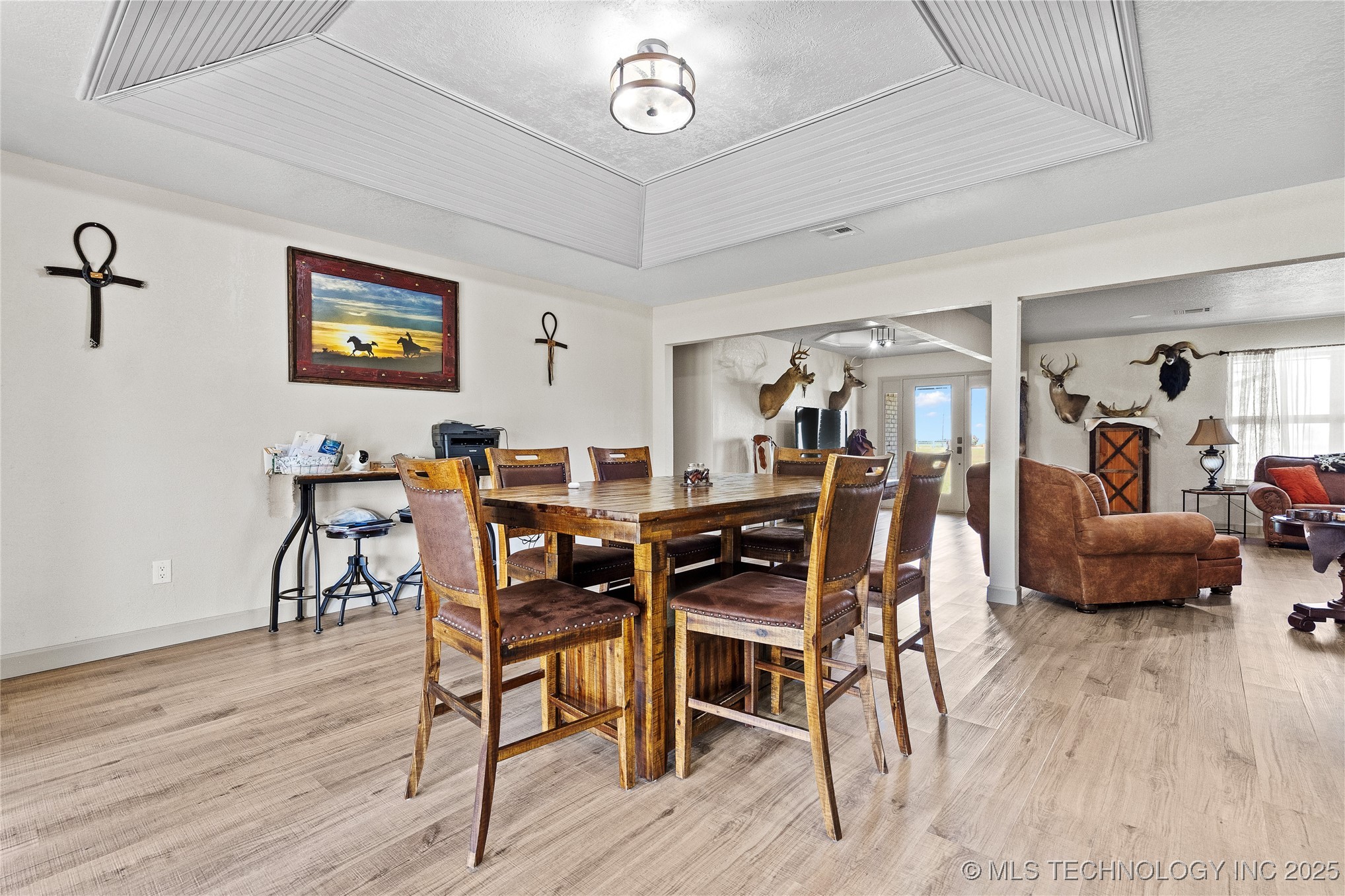 8753 Prairie Valley Road Property Photo 14