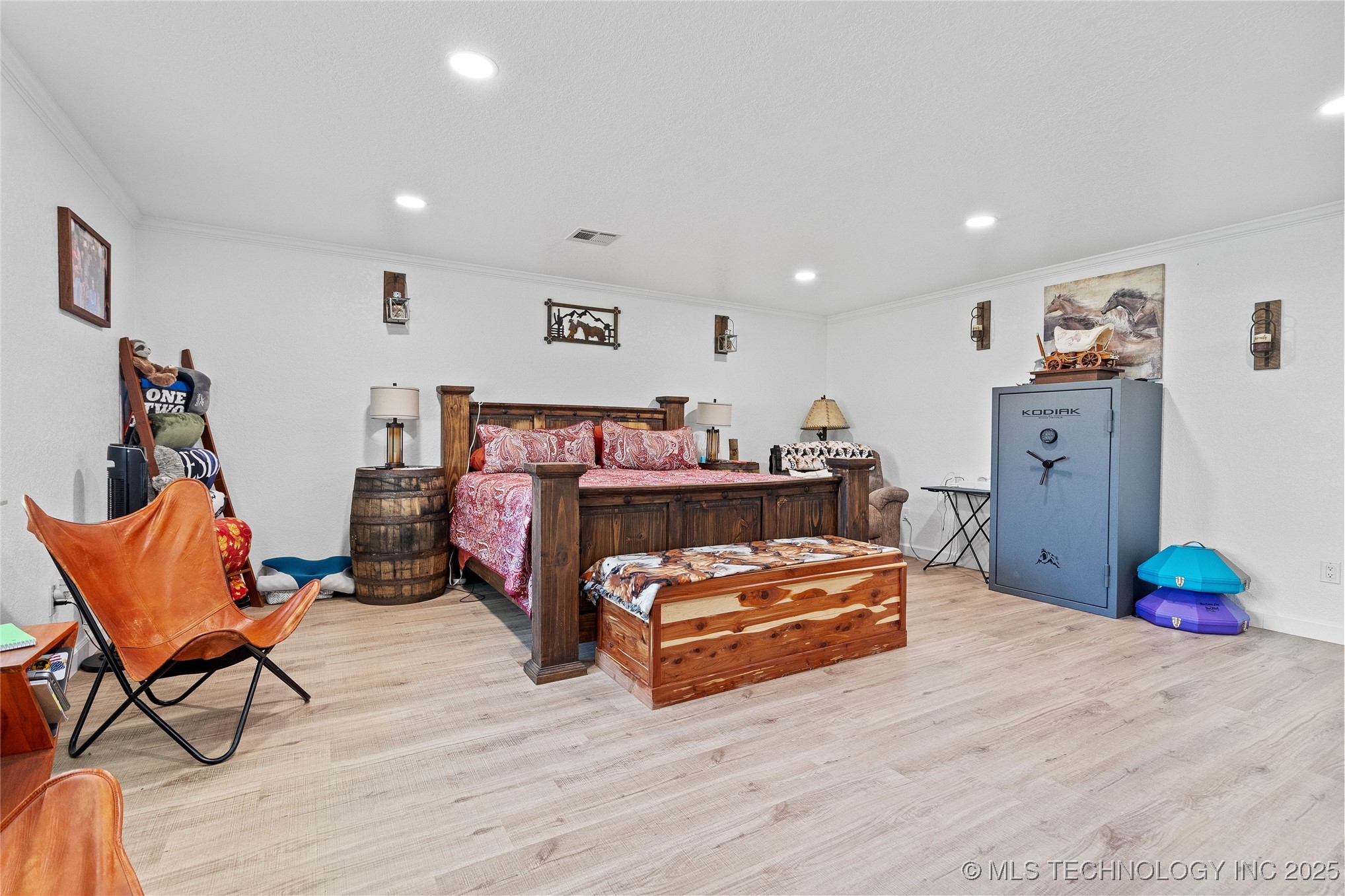 8753 Prairie Valley Road Property Photo 18