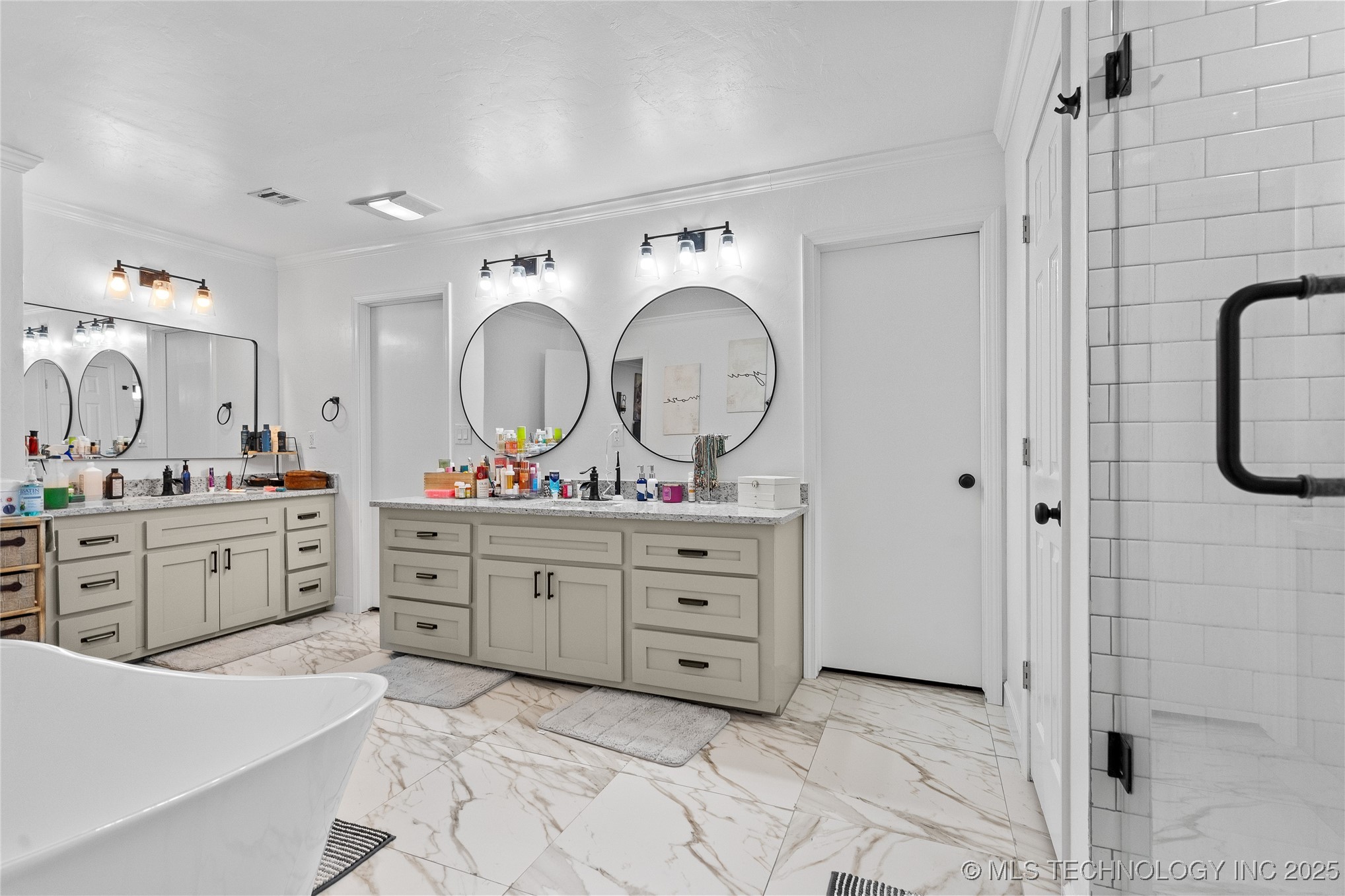 8753 Prairie Valley Road Property Photo 20