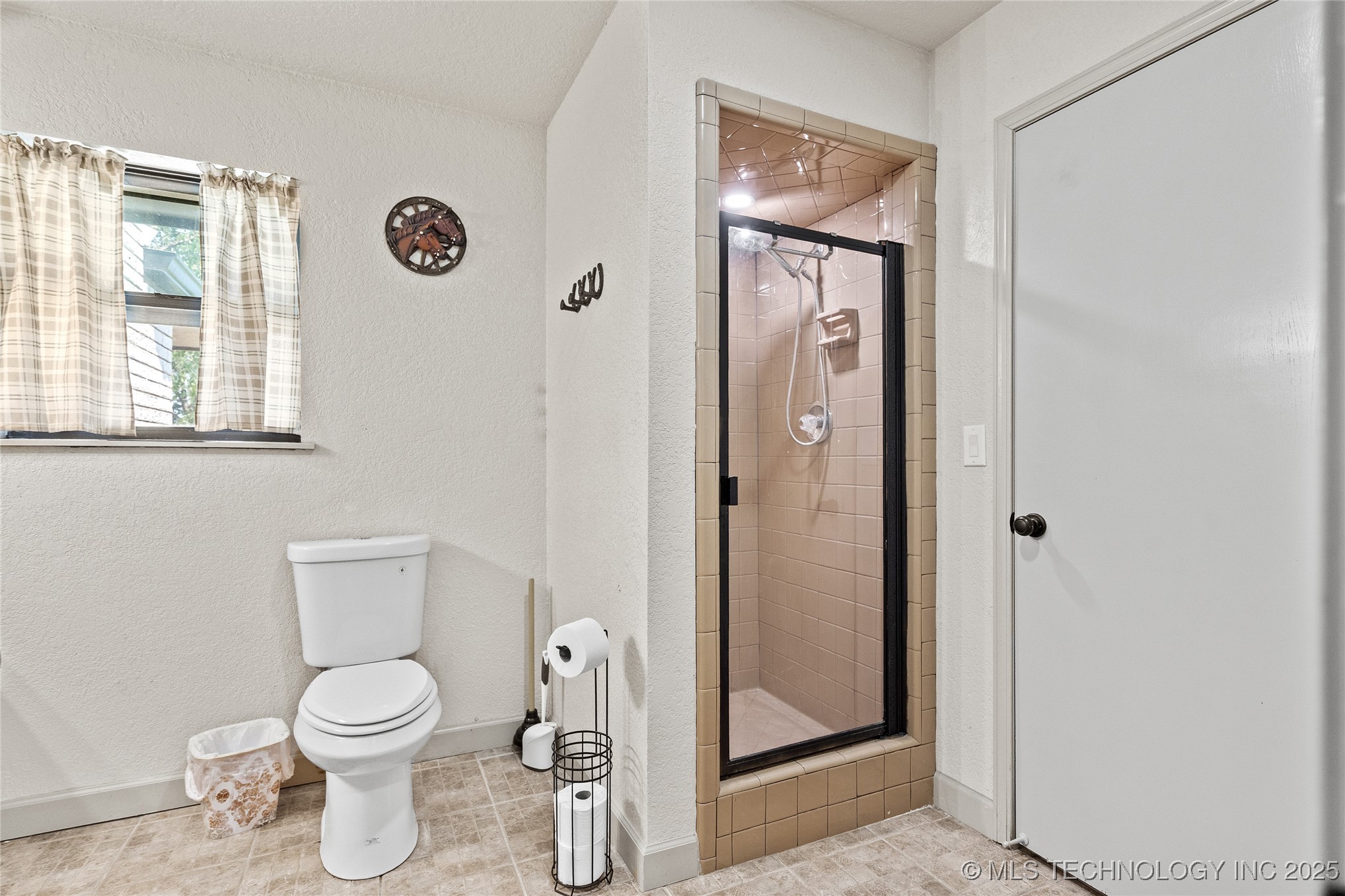 8753 Prairie Valley Road Property Photo 30