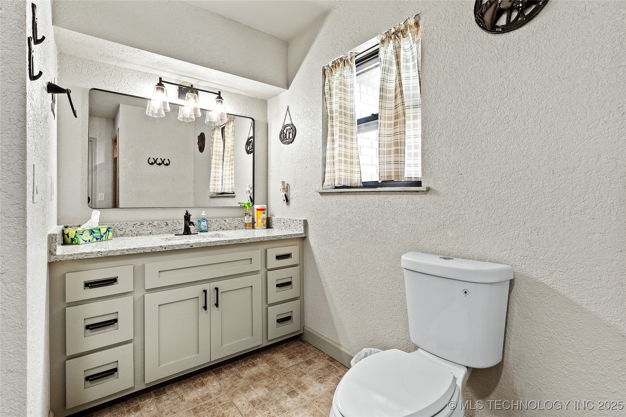 8753 Prairie Valley Road Property Photo 31