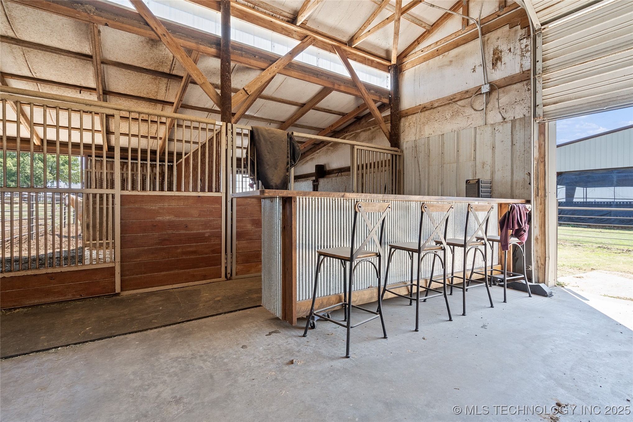 8753 Prairie Valley Road Property Photo 41