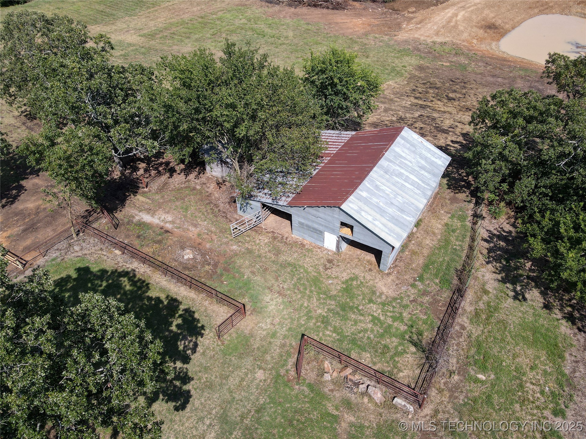 8610 N State Hwy 113 Property Photo 5