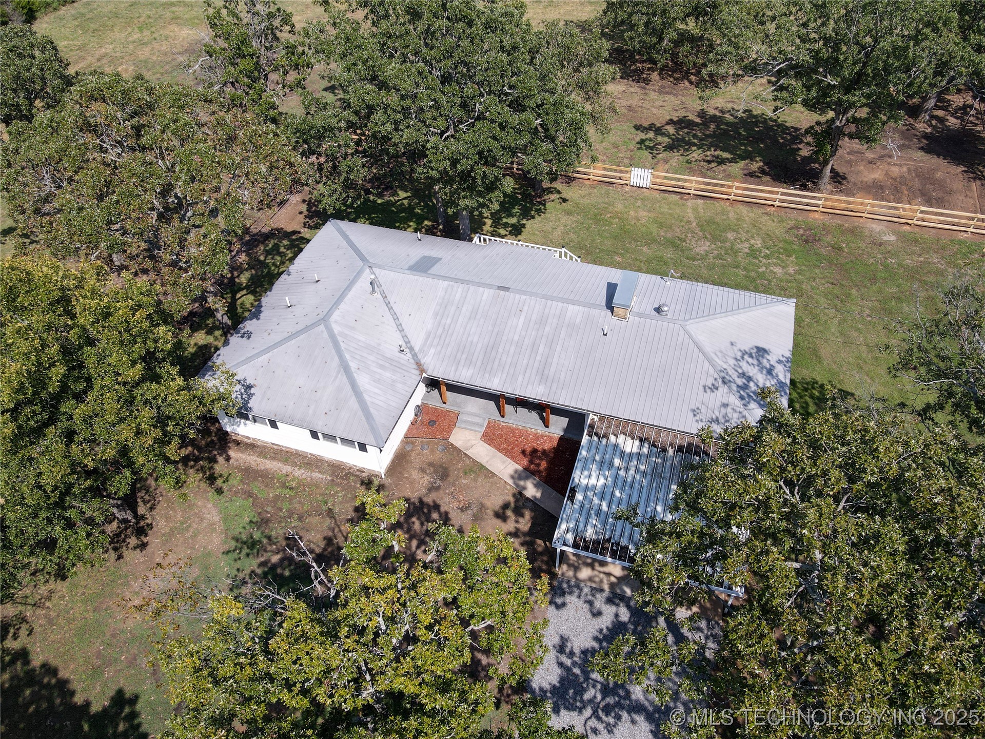 8610 N State Hwy 113 Property Photo 16