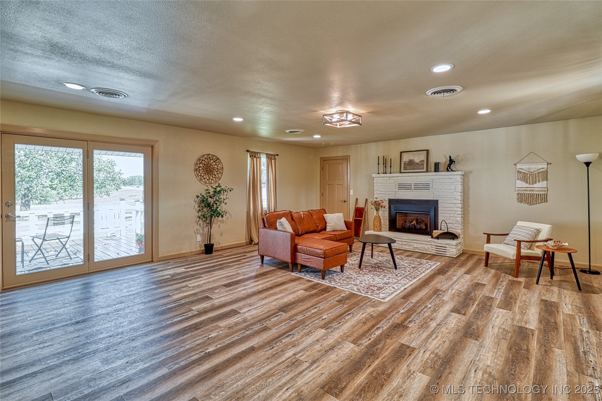 8610 N State Hwy 113 Property Photo 21