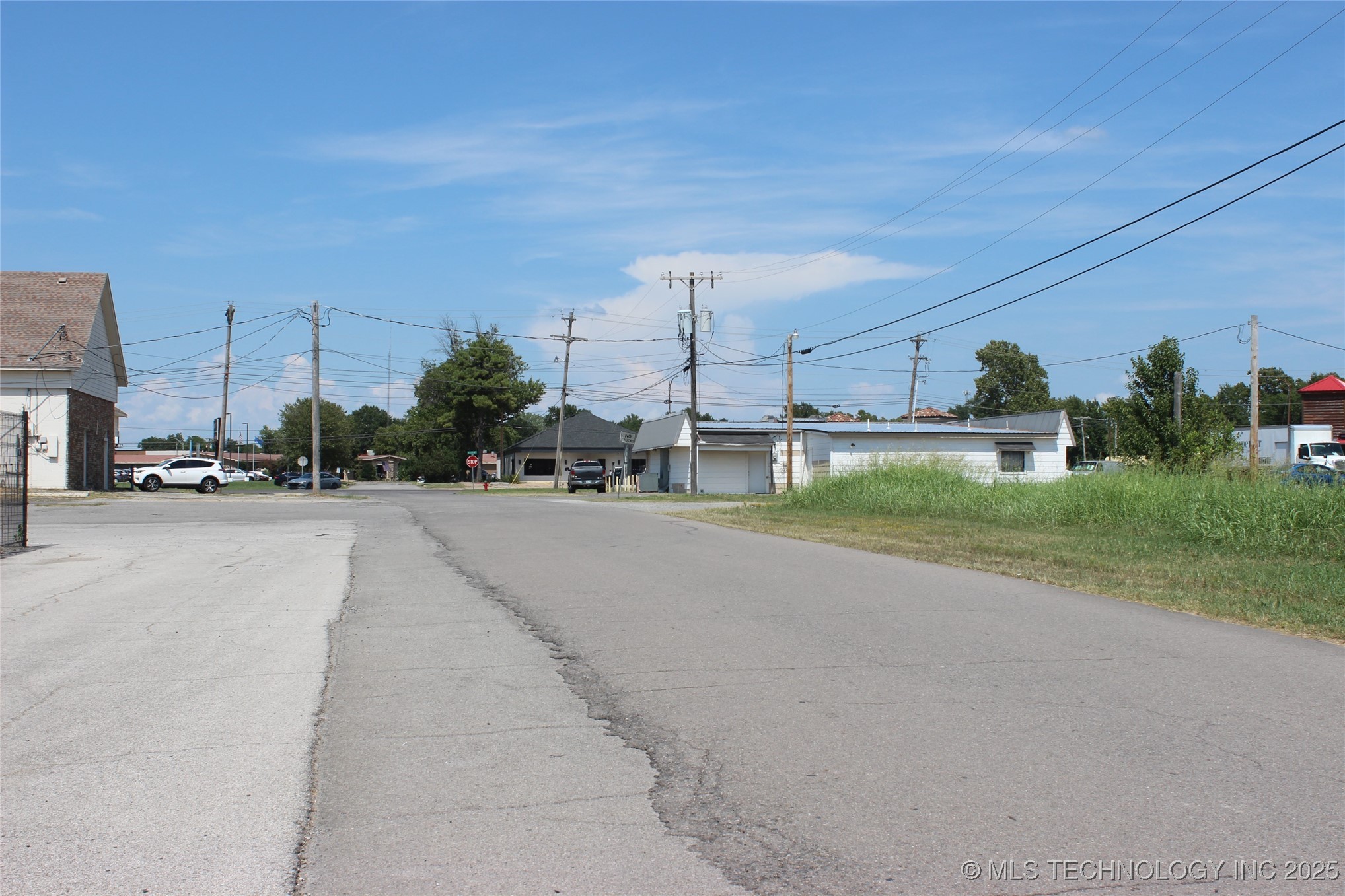 S Grant Avenue Property Photo 9