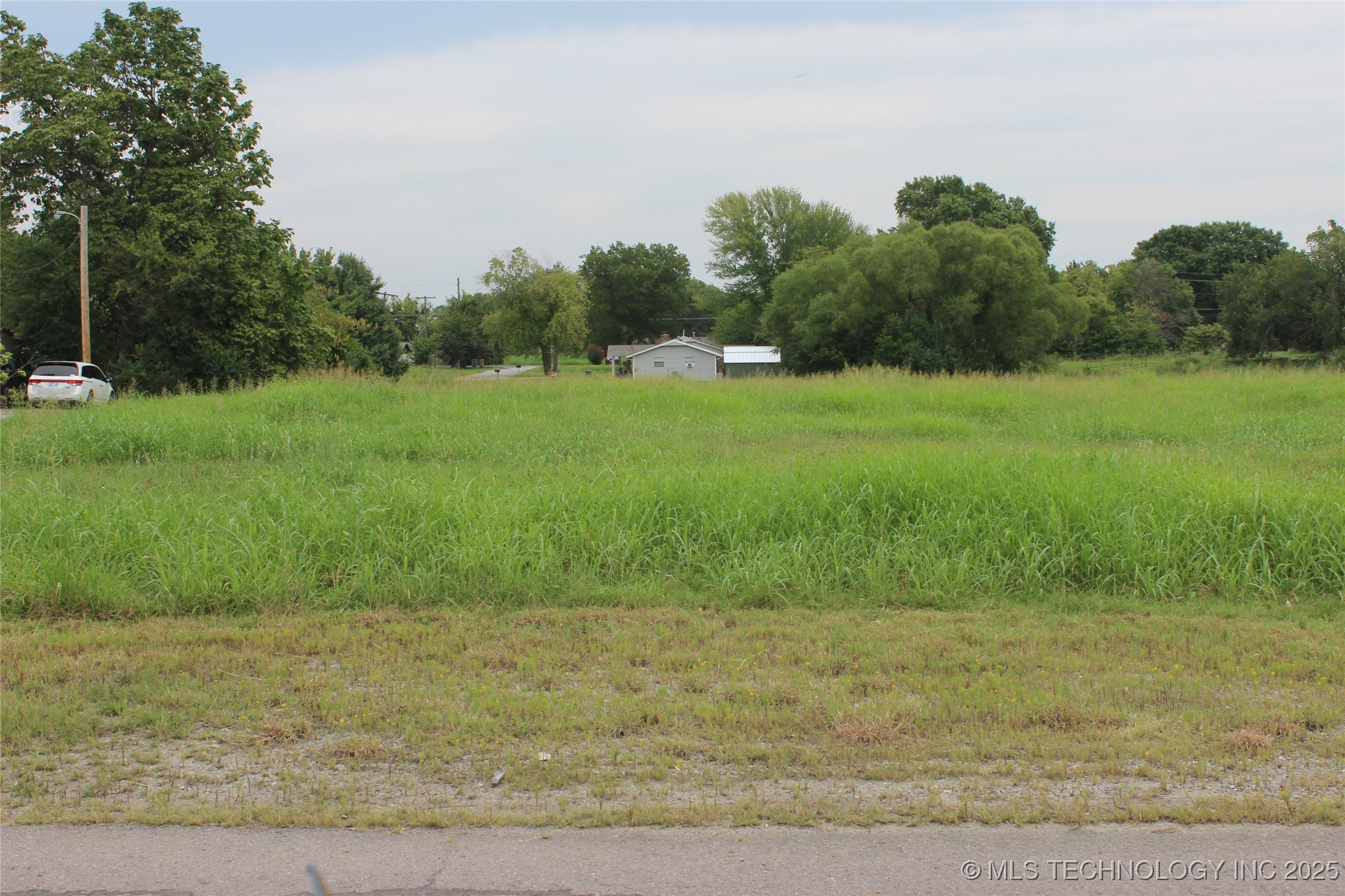 S Grant Avenue Property Photo 20