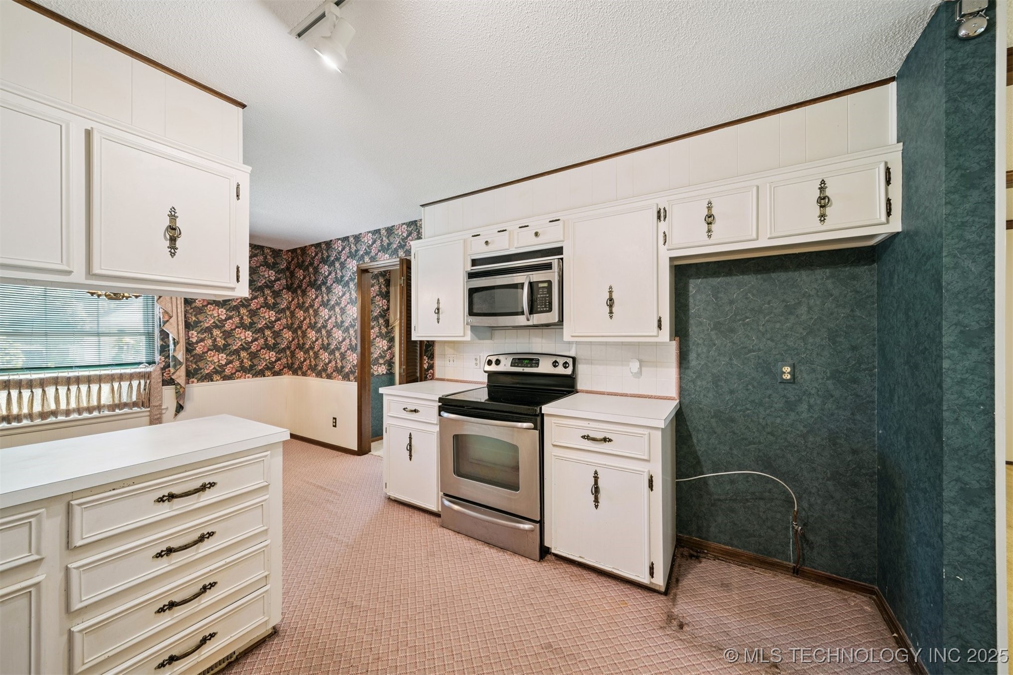 1411 N Choctaw Place Property Photo 10