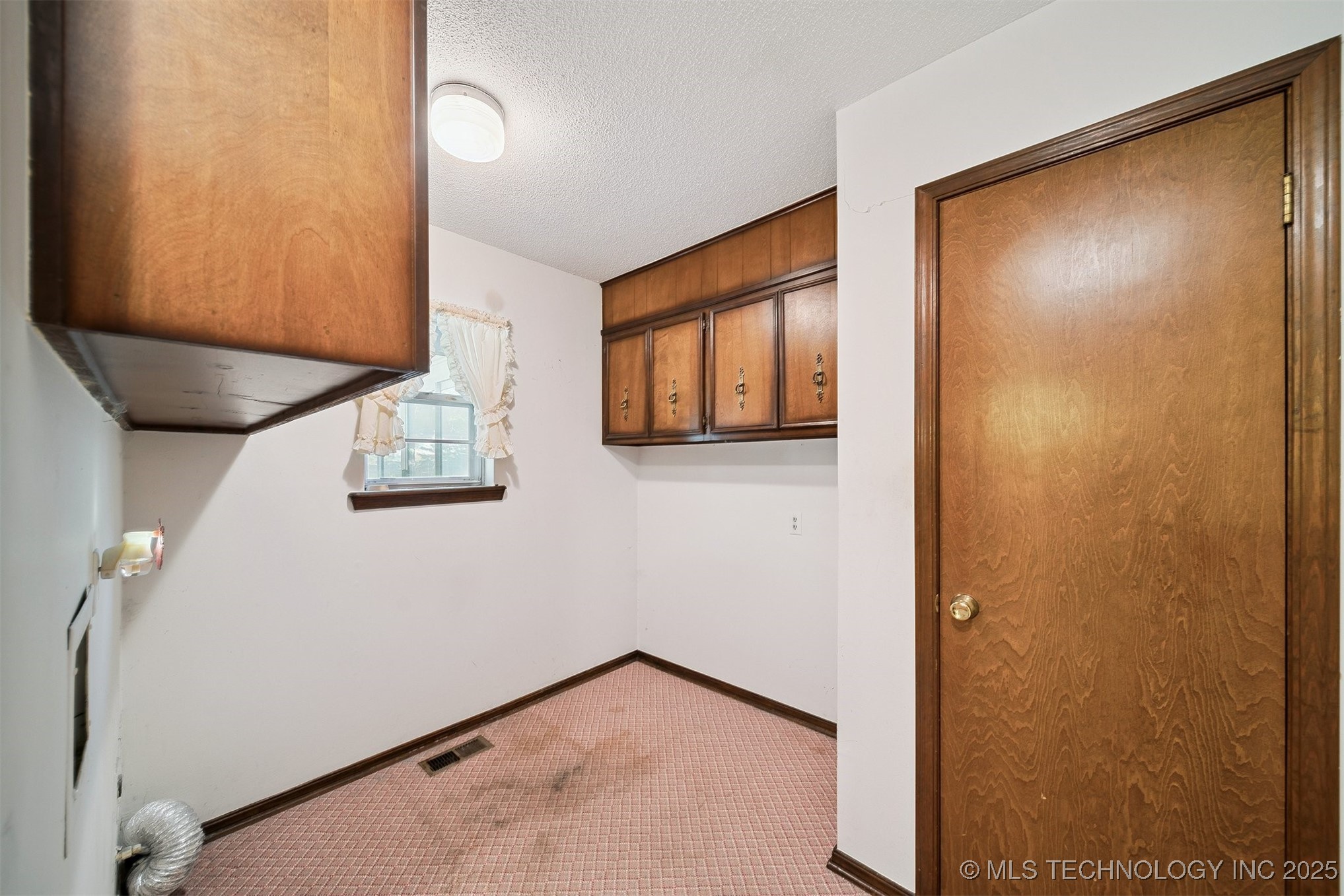 1411 N Choctaw Place Property Photo 27