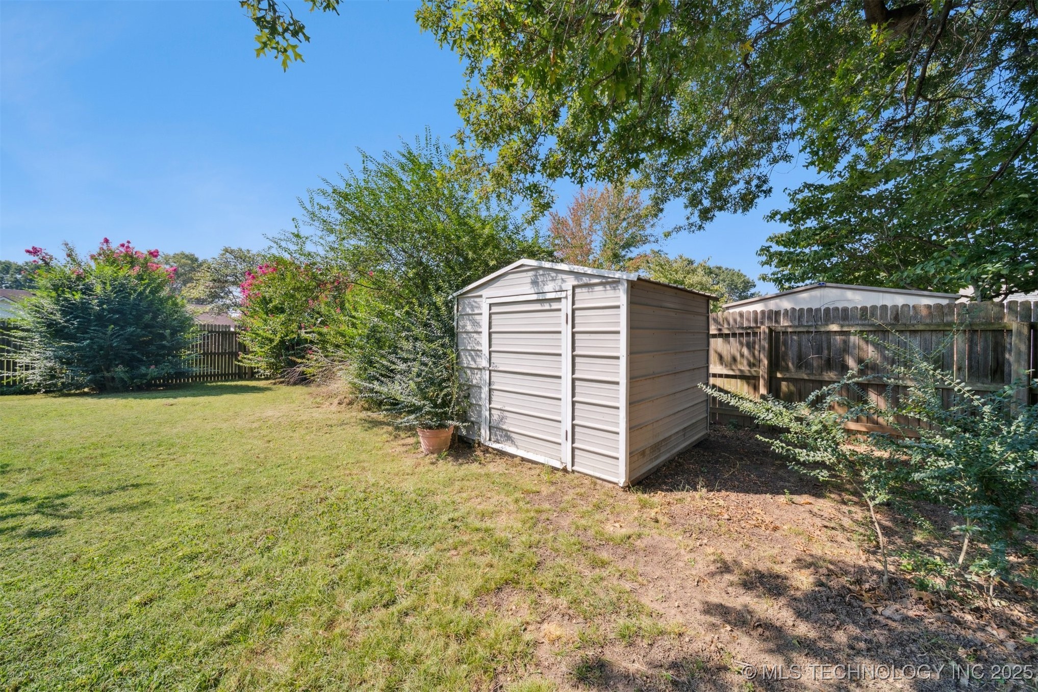 1411 N Choctaw Place Property Photo 35