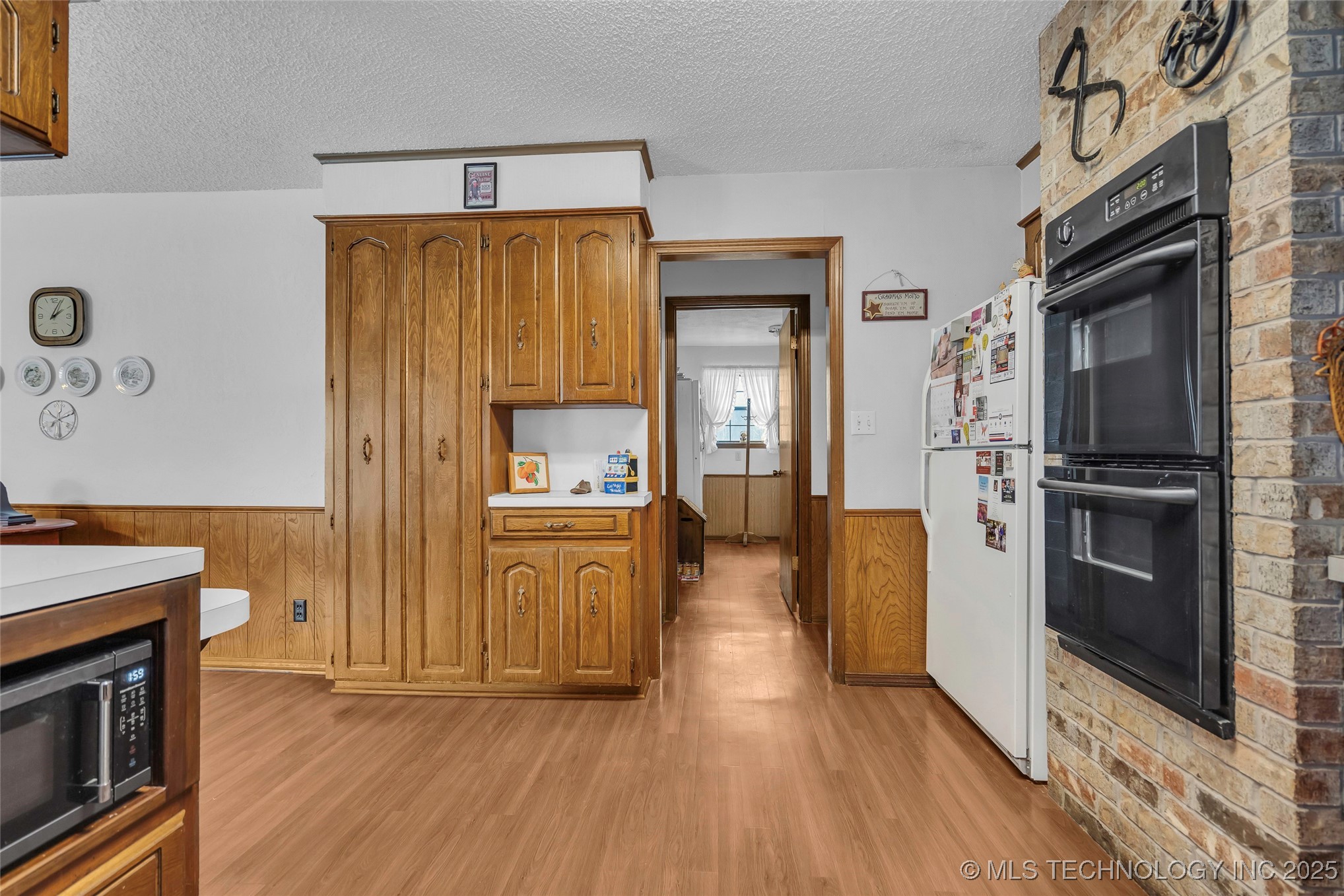 6296 Dickson Rd Property Photo 11