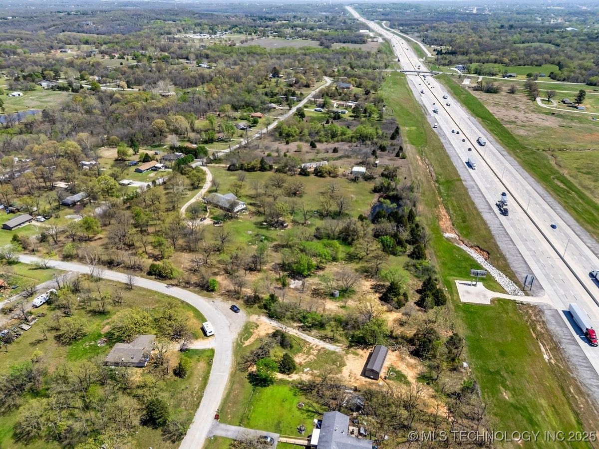 2 Hickory Bluff Street Property Photo 19