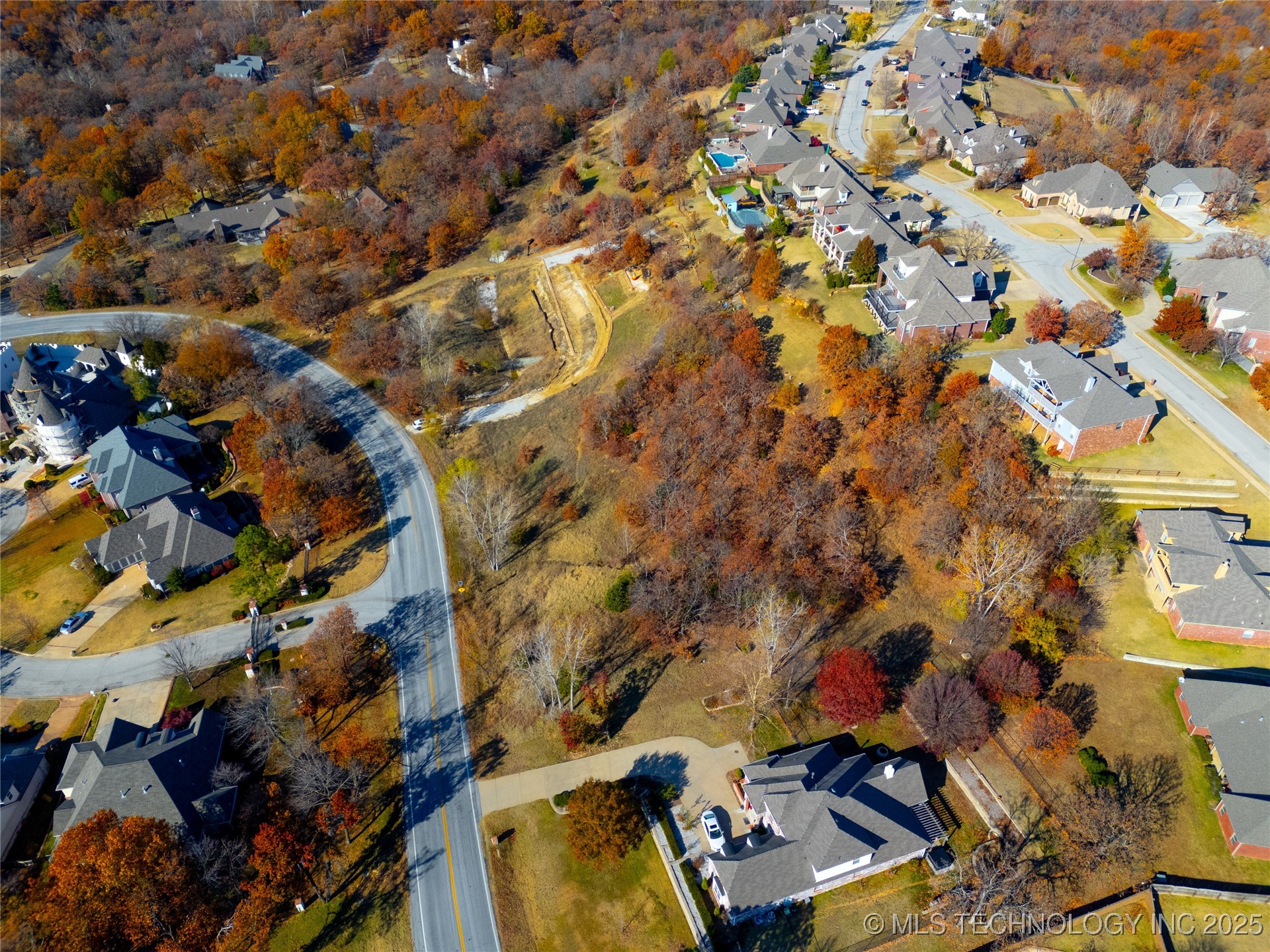 E Old North Road Property Photo 16