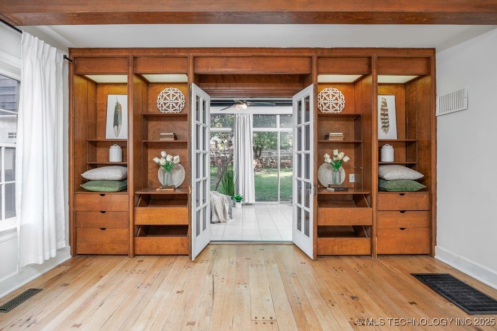 1655 Cherokee Place Property Photo 16