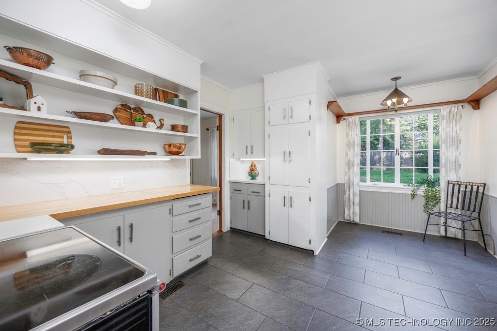 1655 Cherokee Place Property Photo 21