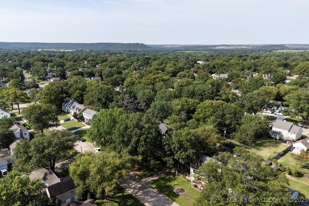 1655 Cherokee Place Property Photo 46