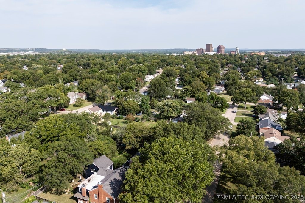 1655 Cherokee Place Property Photo 49