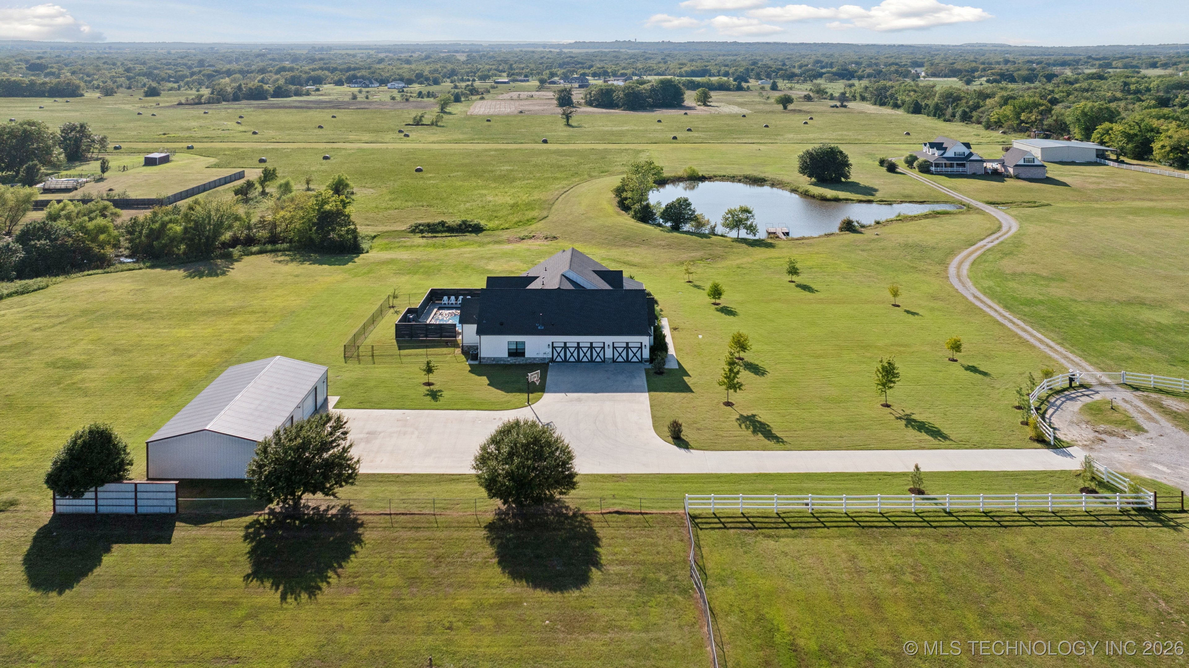 5634 E 186th Street S Property Photo 4