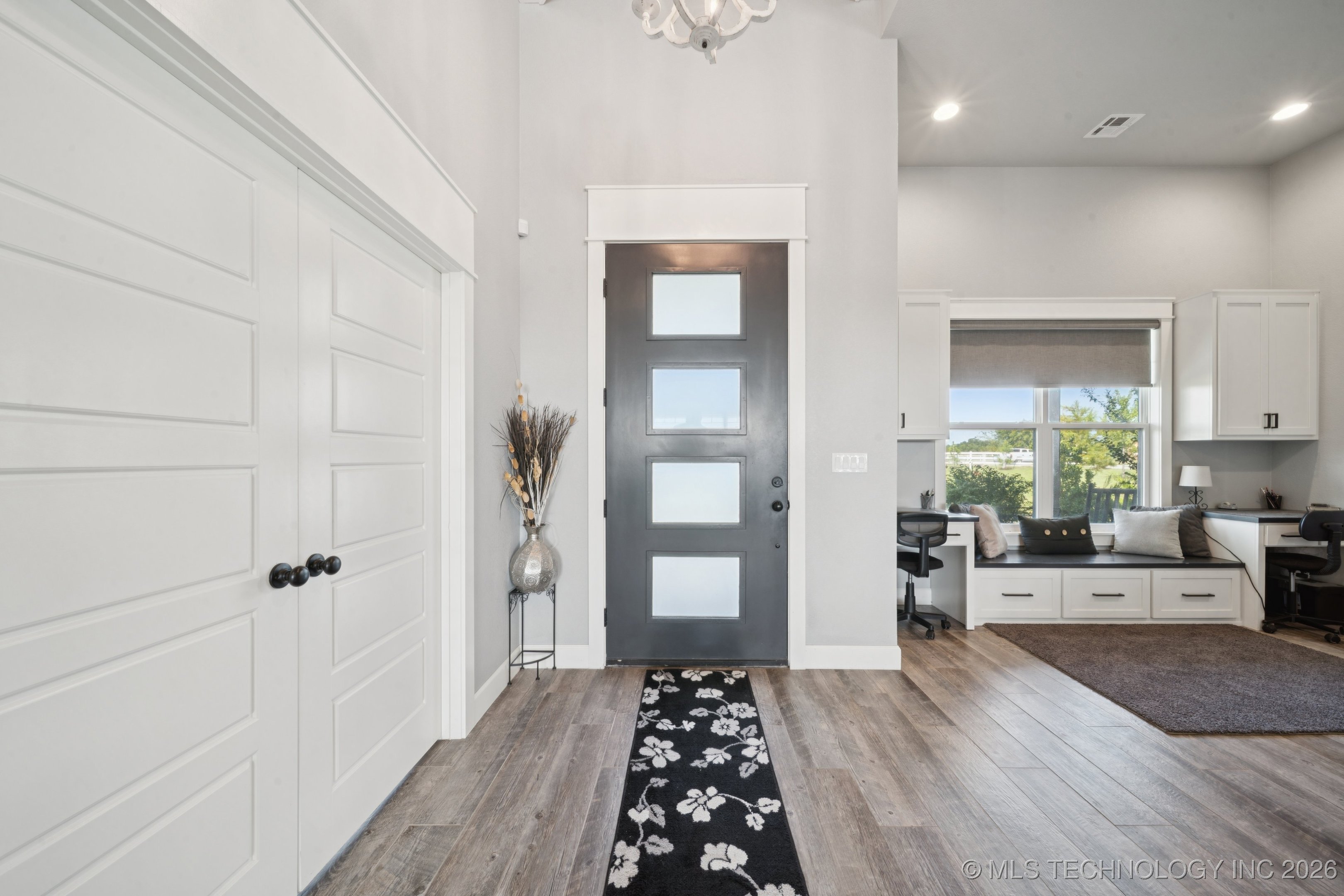 5634 E 186th Street S Property Photo 11