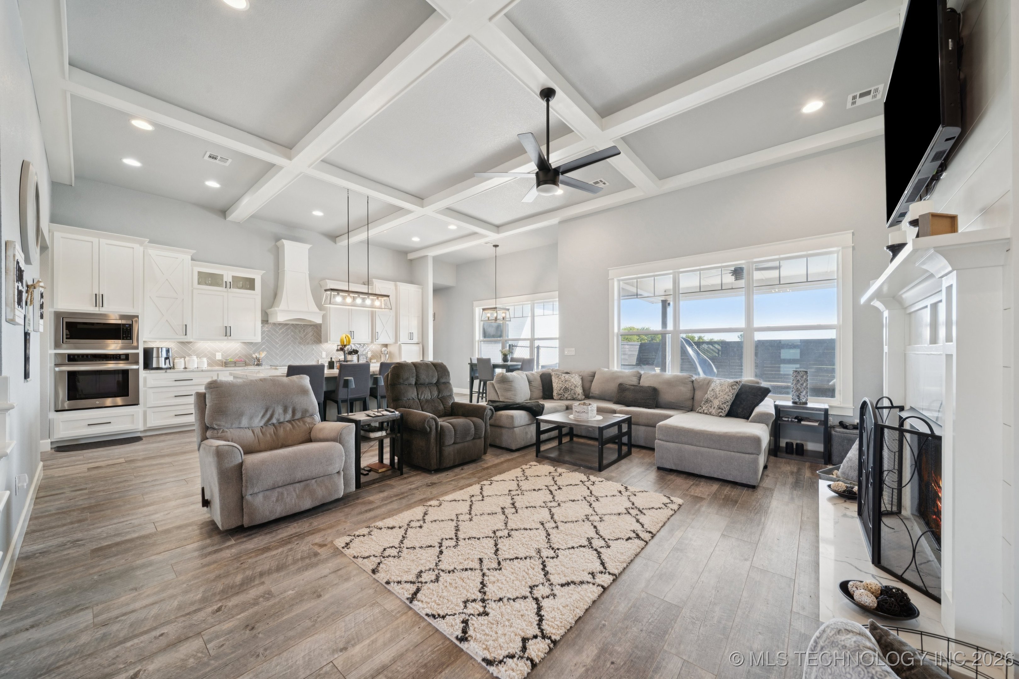 5634 E 186th Street S Property Photo 13