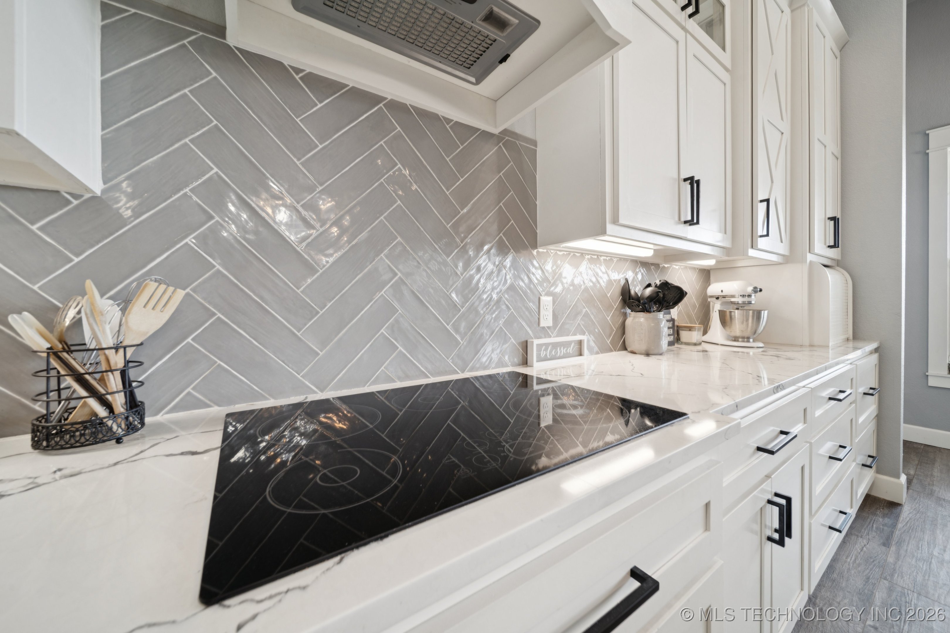 5634 E 186th Street S Property Photo 20