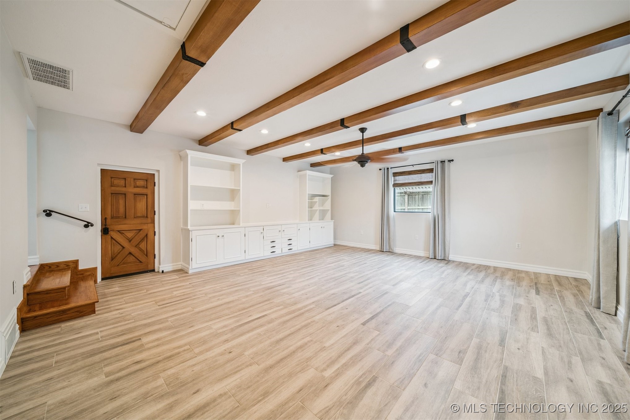 411 W Kaw Avenue Property Photo 11