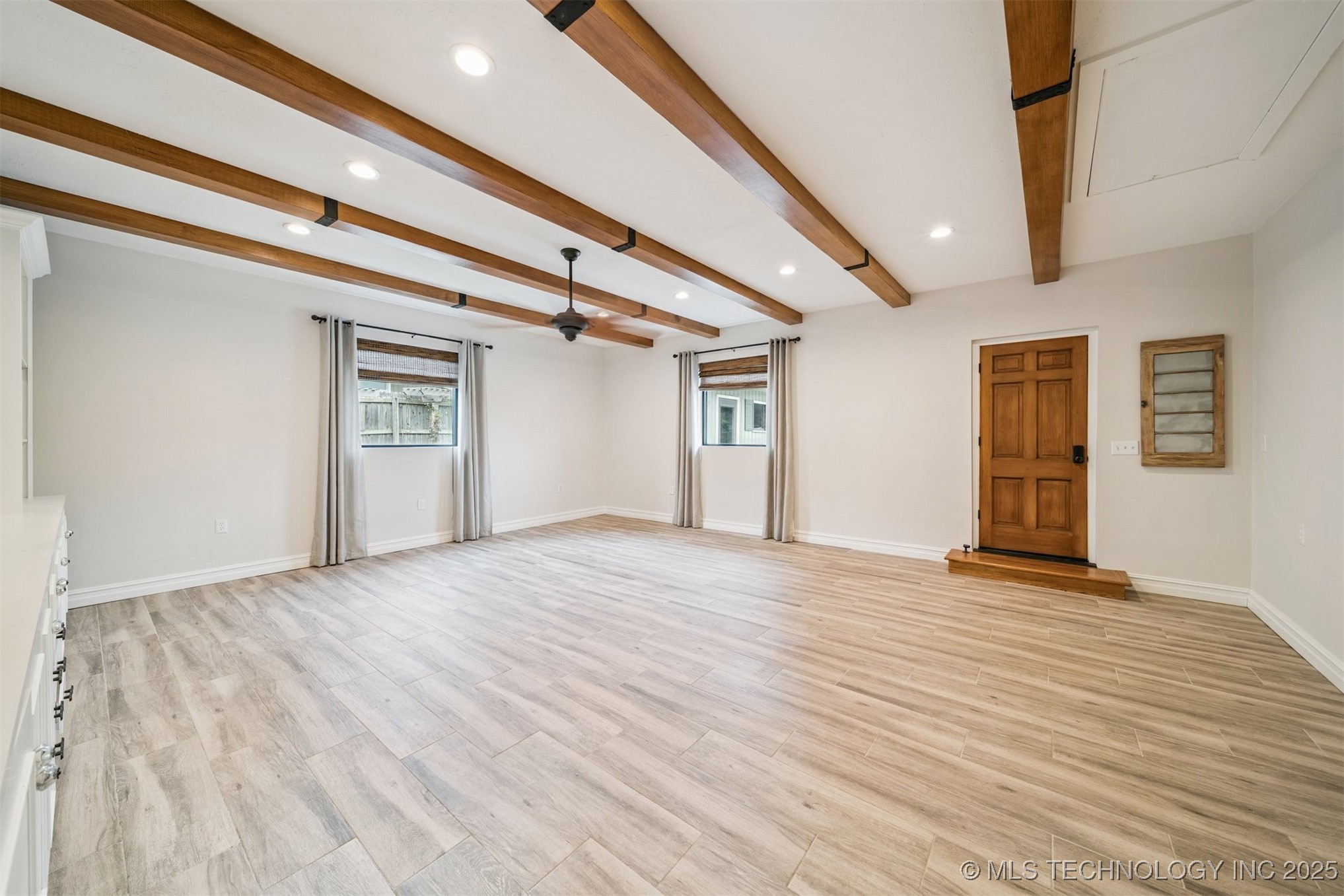 411 W Kaw Avenue Property Photo 13