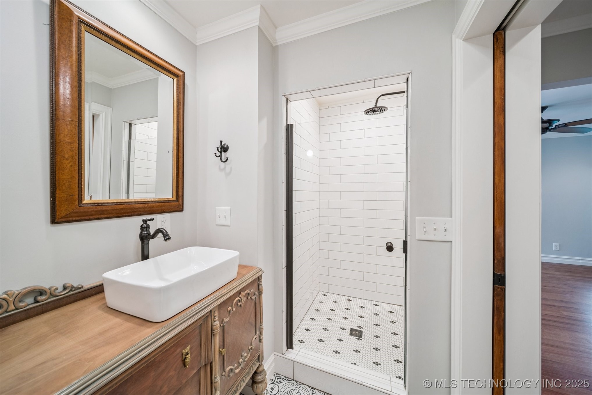 411 W Kaw Avenue Property Photo 27