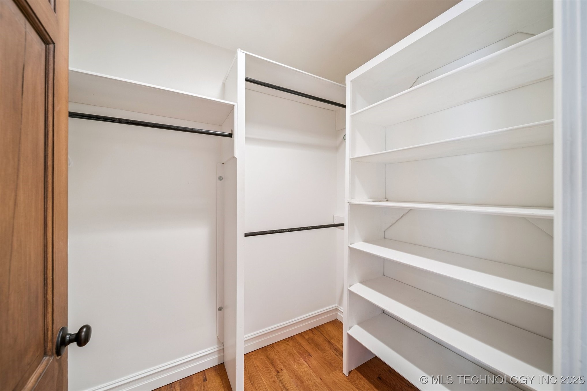 411 W Kaw Avenue Property Photo 28