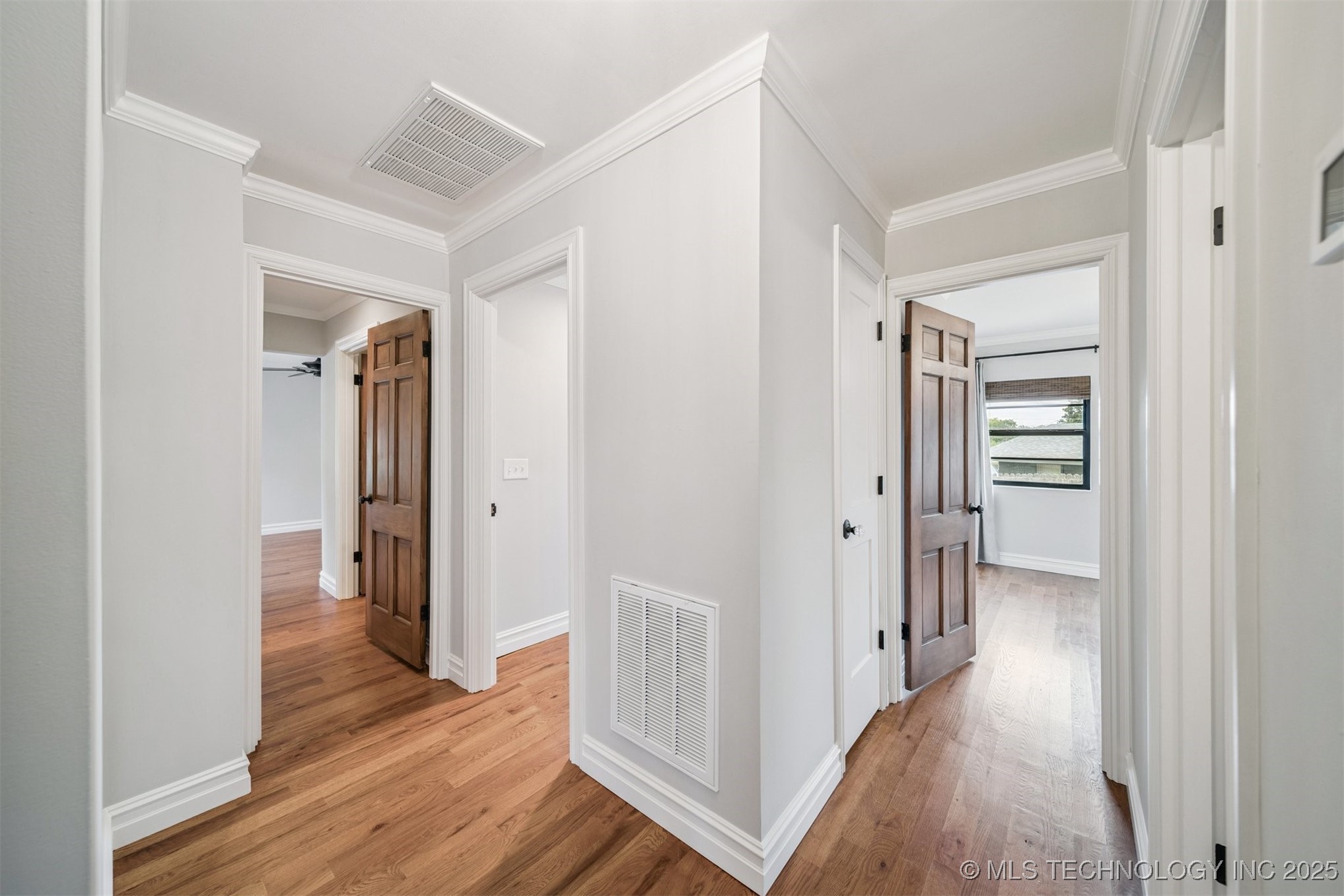 411 W Kaw Avenue Property Photo 29