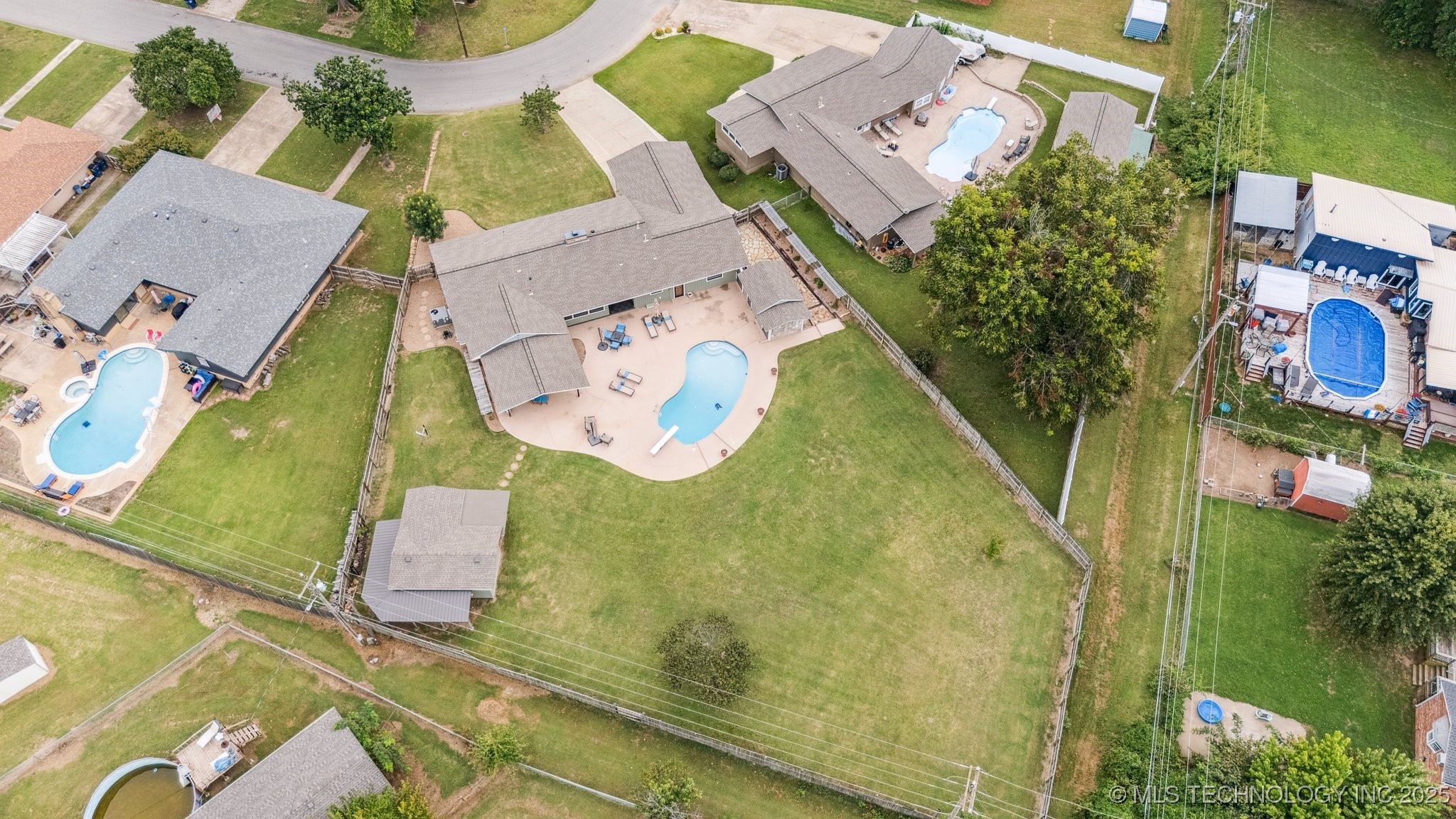 411 W Kaw Avenue Property Photo 48