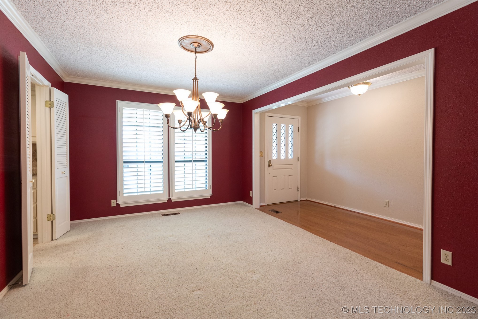 834 Lynwood Lane Property Photo 7