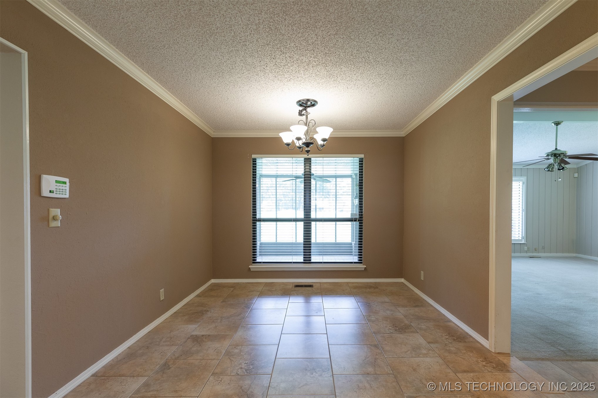 834 Lynwood Lane Property Photo 16