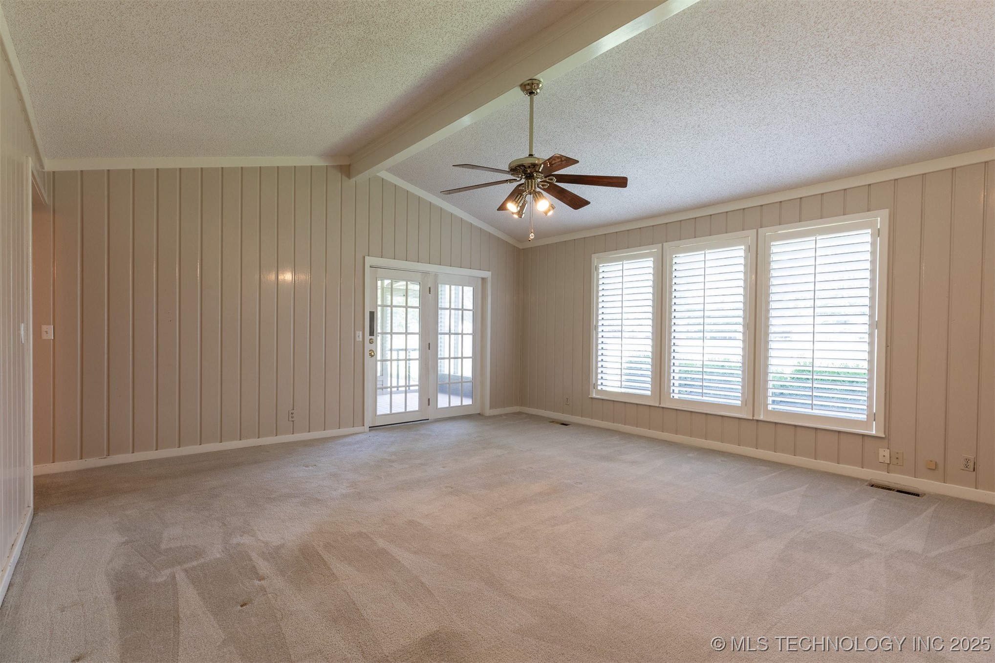 834 Lynwood Lane Property Photo 28