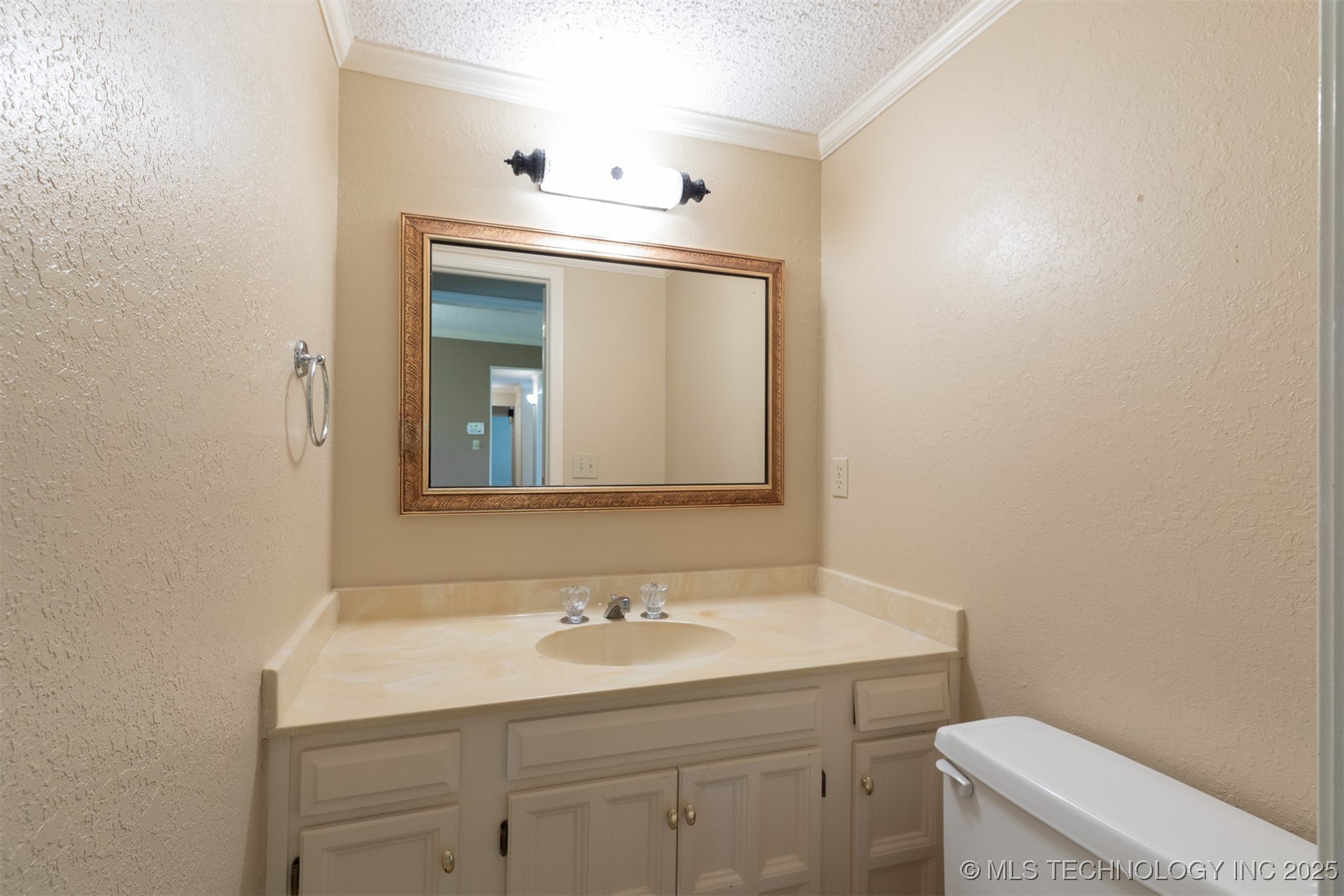 834 Lynwood Lane Property Photo 30