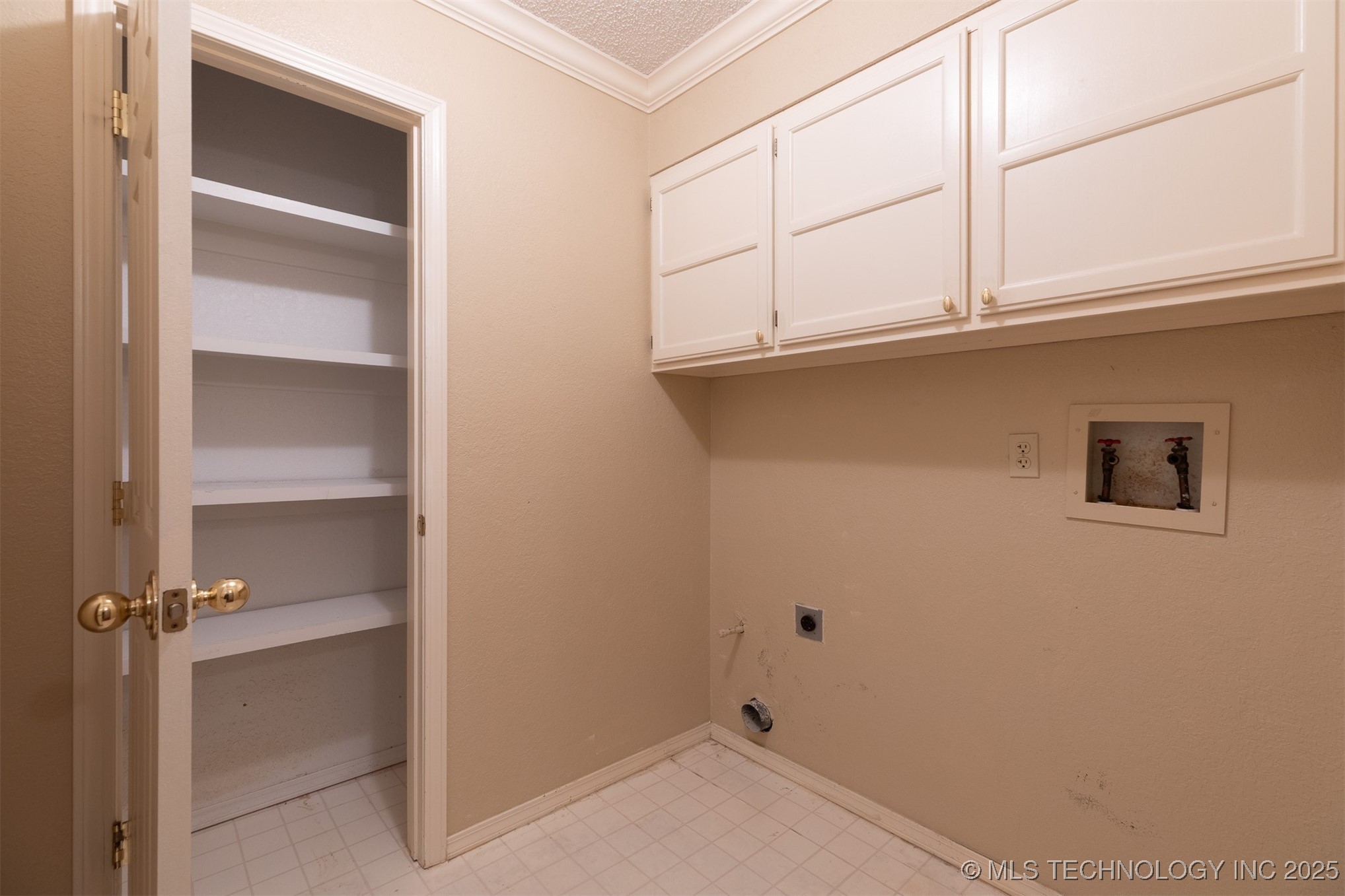 834 Lynwood Lane Property Photo 31